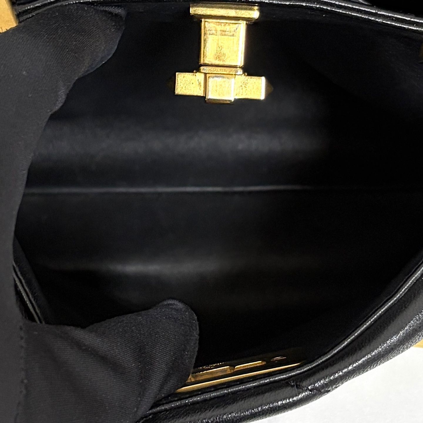 Valentino Roman Stud Tote Bag Shoulder Bag Black Size ONE SIZE - 13 Thumbnail