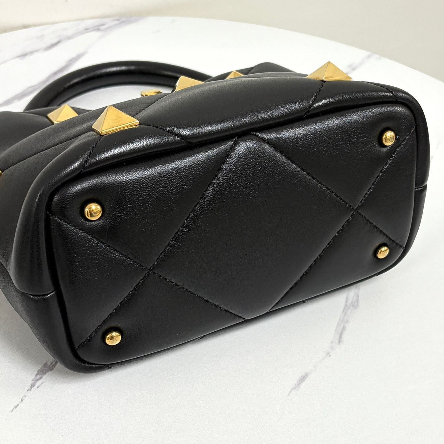 Valentino Roman Stud Tote Bag Shoulder Bag Black Size ONE SIZE - 12 Thumbnail
