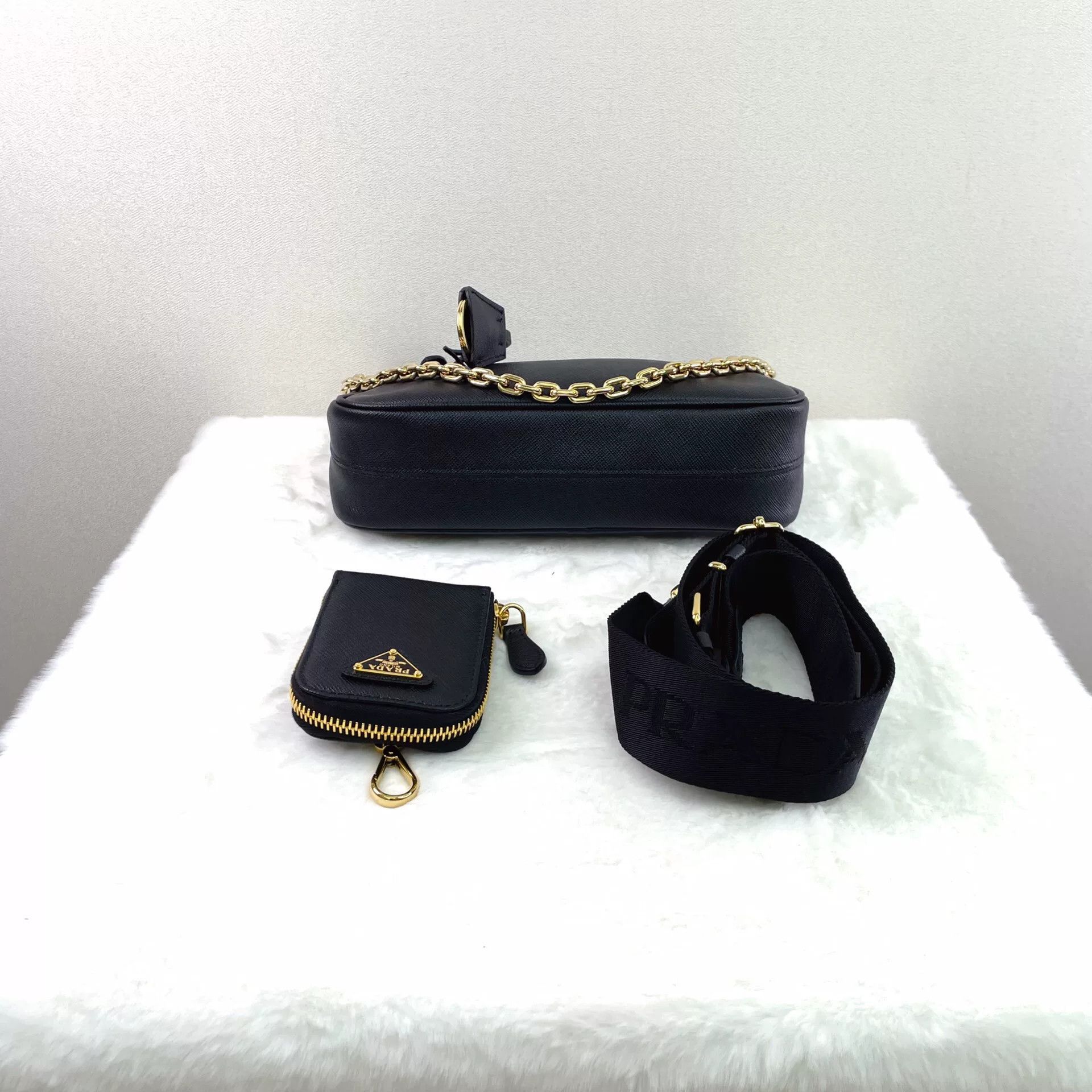 Prada Prada Re-Edition 2005 Triple Crossbody Bag Size ONE SIZE - 4 Thumbnail