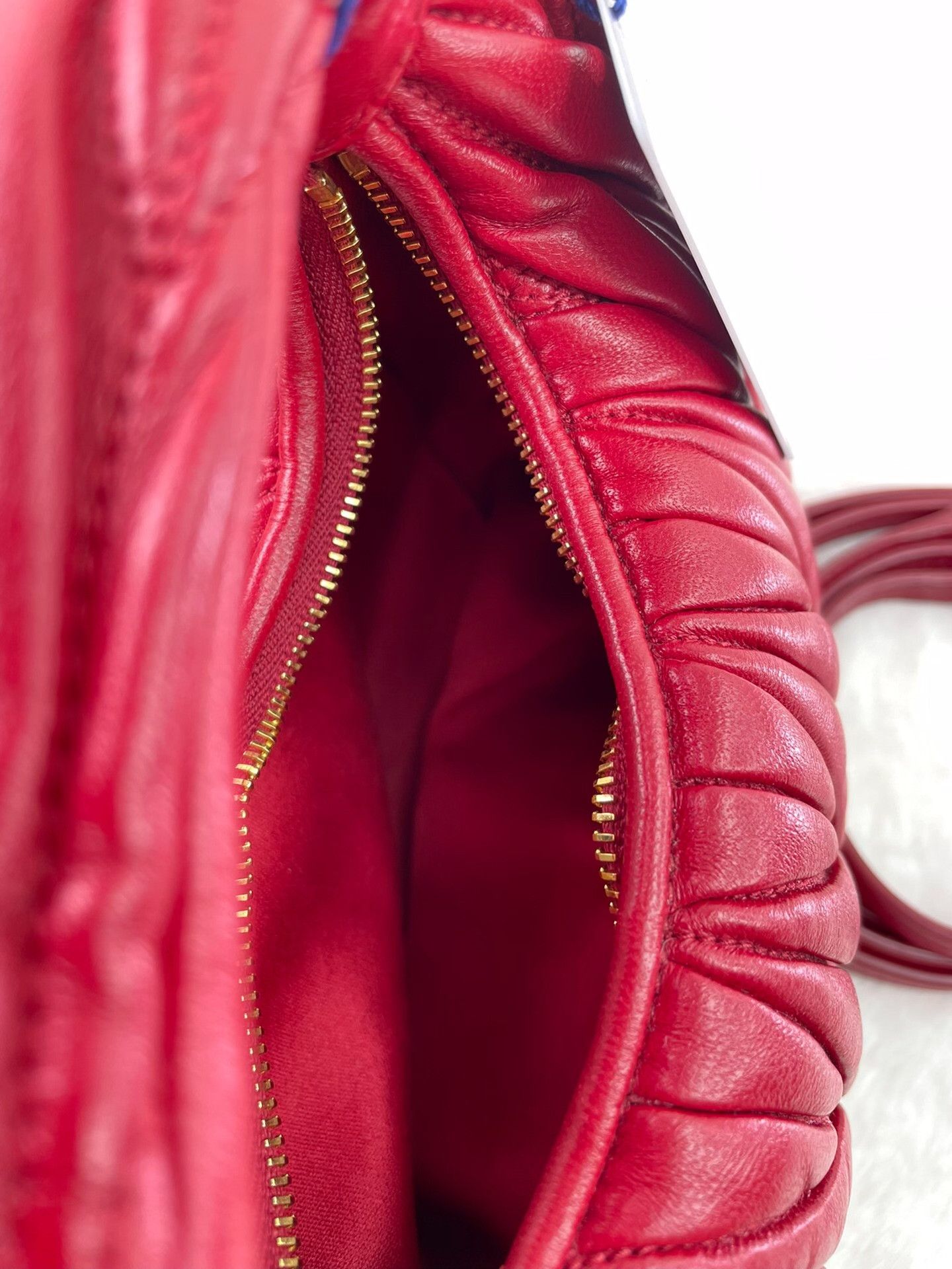 Miu Miu Miu Miu Wander Red Hobo Bag Size ONE SIZE - 9 Thumbnail