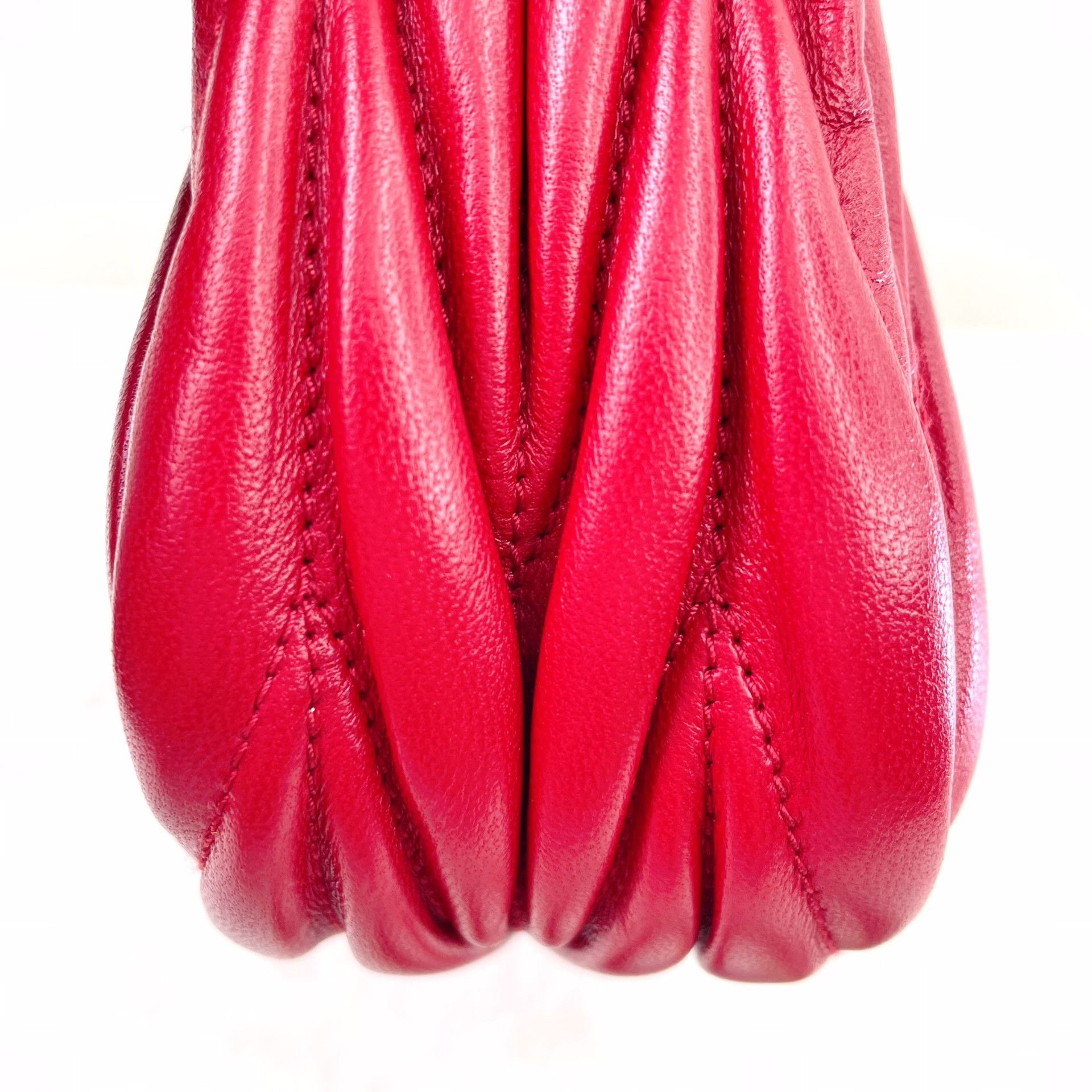 Miu Miu Miu Miu Wander Red Hobo Bag Size ONE SIZE - 8 Thumbnail