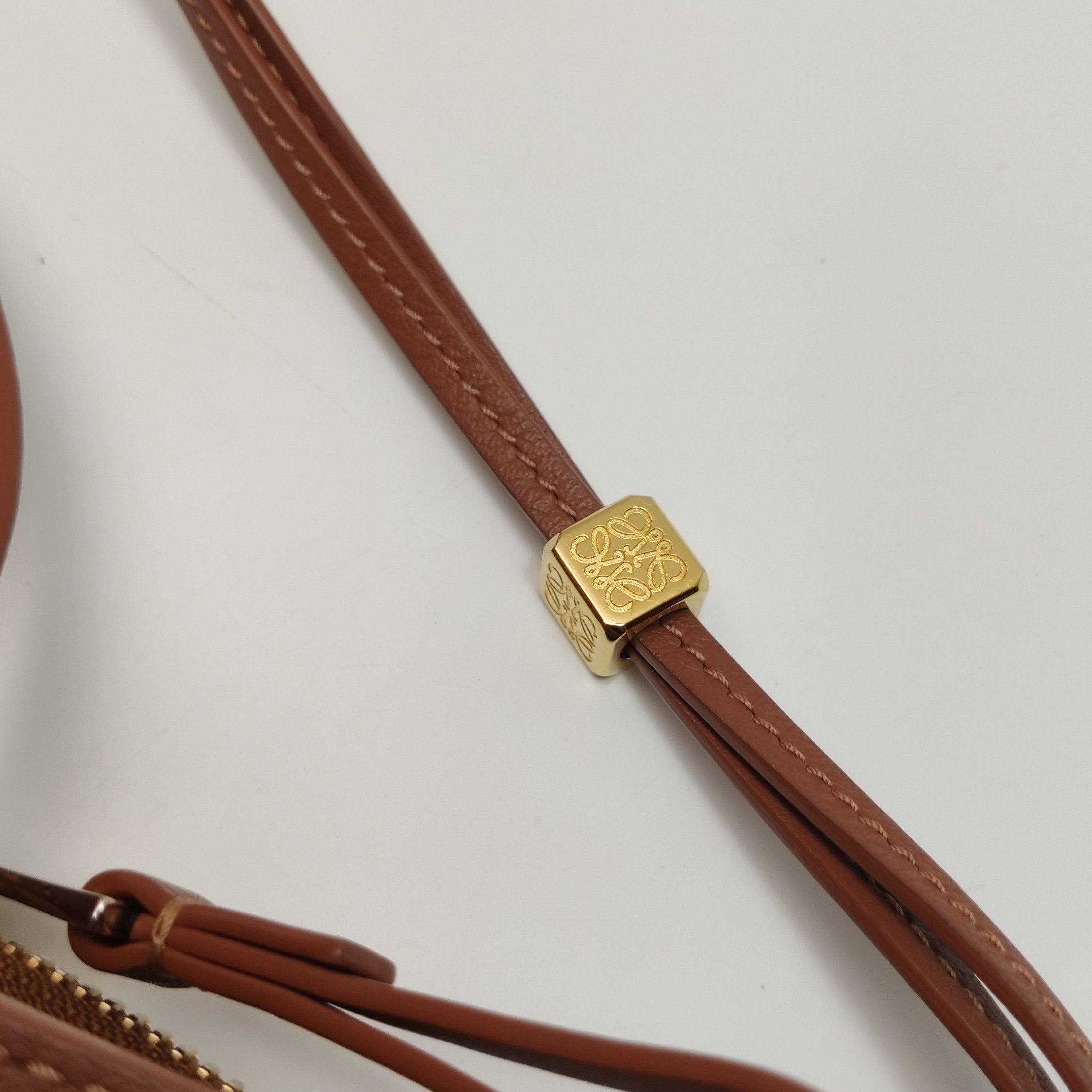 Loewe Loewe Mini Hammock Leather Bag Brown Size One Size Size ONE SIZE - 8 Thumbnail