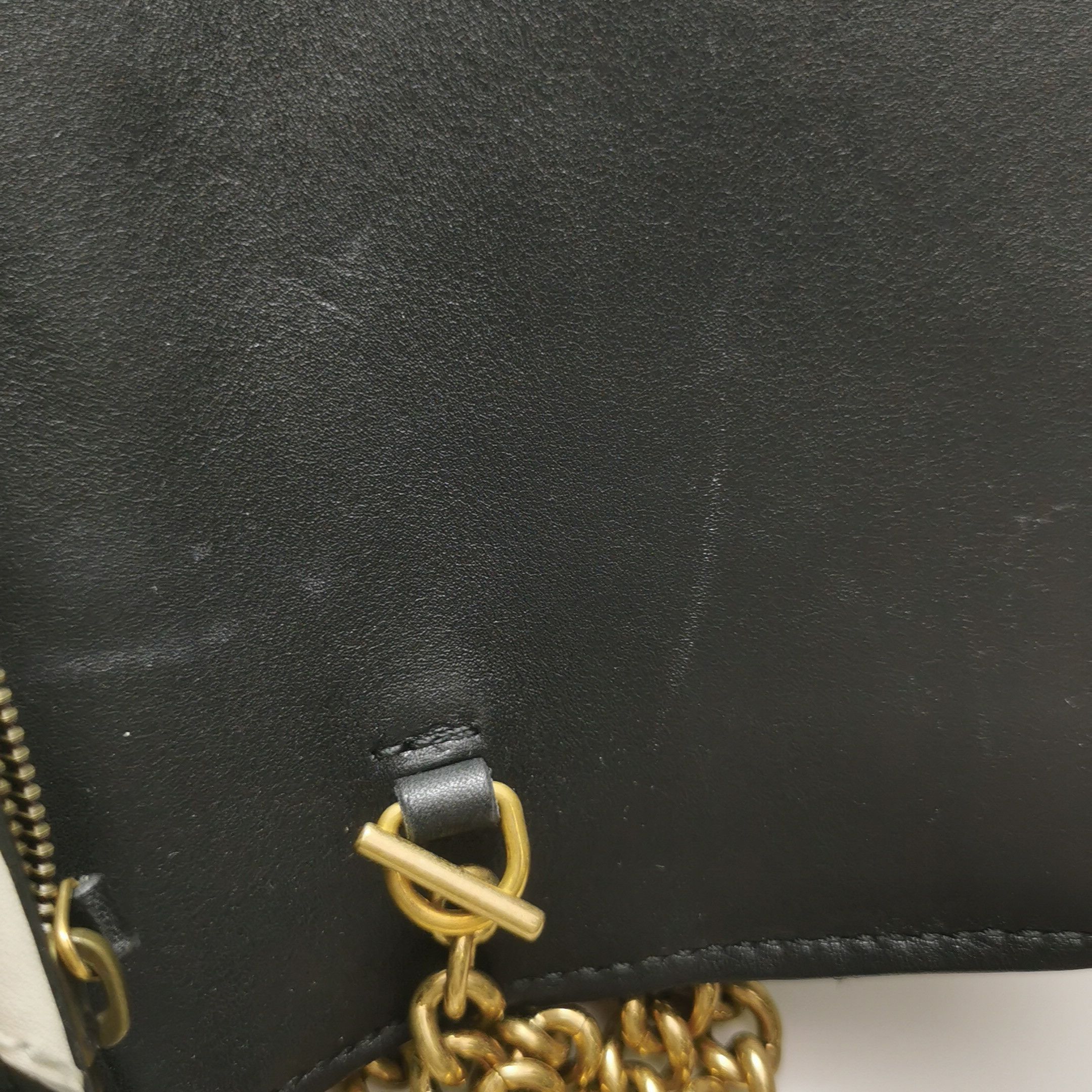 Gucci Gucci GG Marmont Chevron Quilted Leather Shoulder Bag Size ONE SIZE - 8 Thumbnail