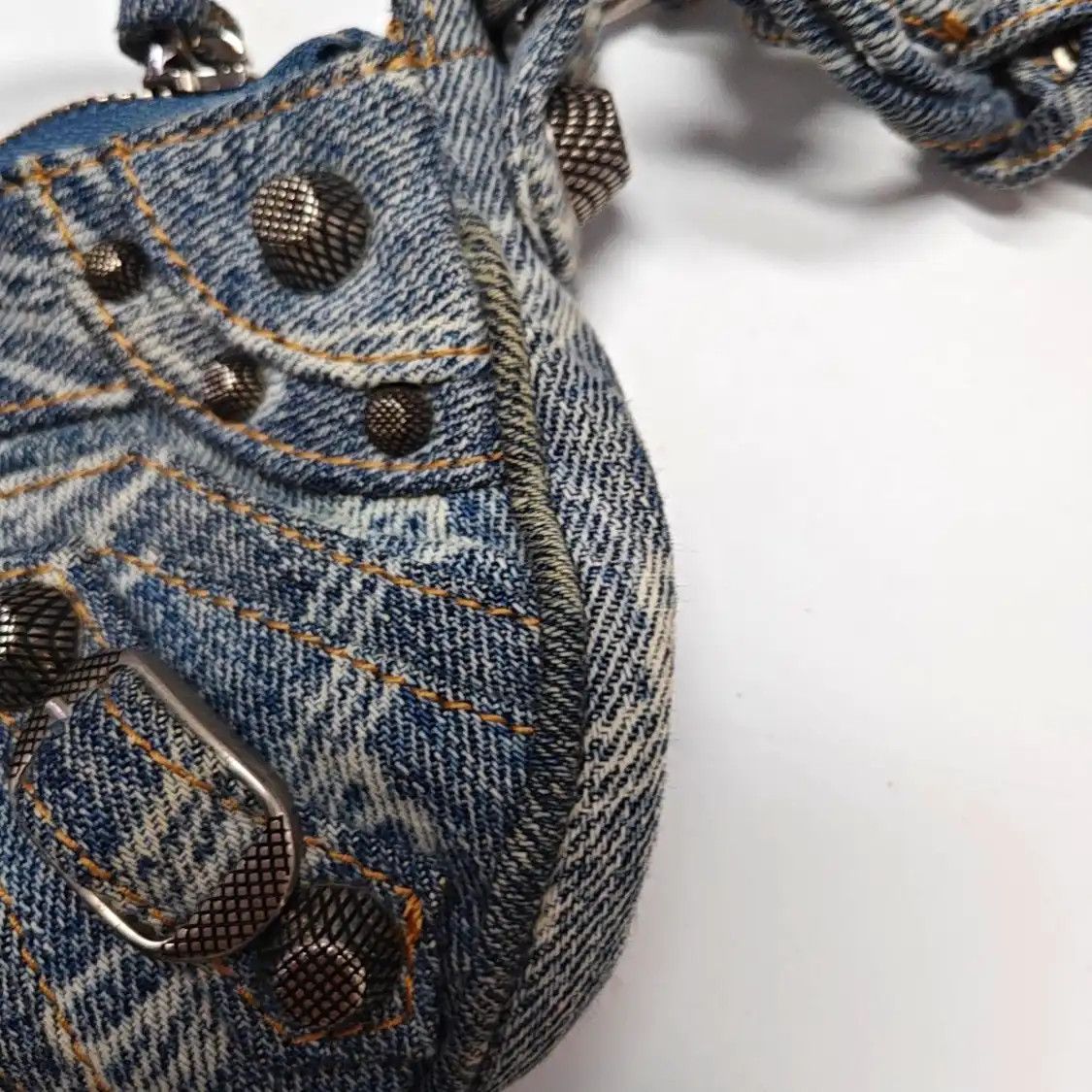 Balenciaga BALENCIAGA Le Cagole light blue denim stud jacquard Motorcycle shoulder bag hand Size ONE SIZE - 9 Thumbnail