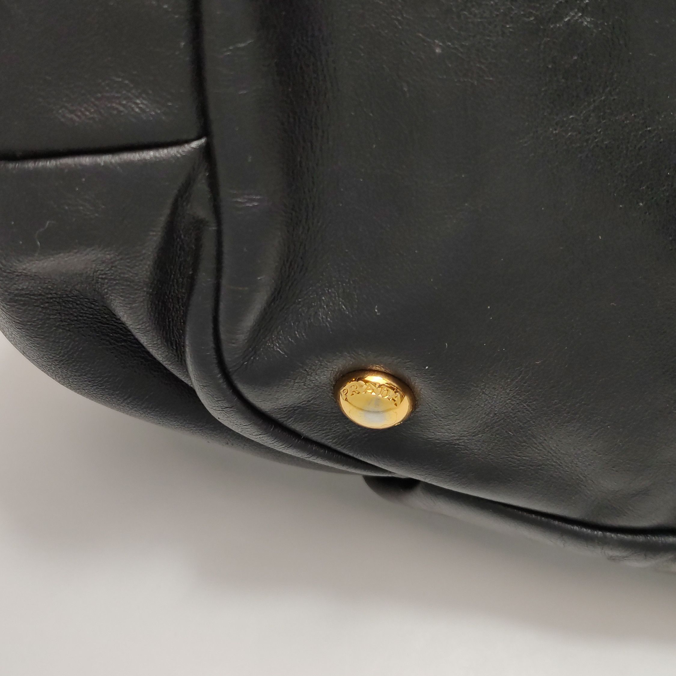 Prada Prada Black Leather Logo Shoulder Bag Size ONE SIZE - 11 Thumbnail