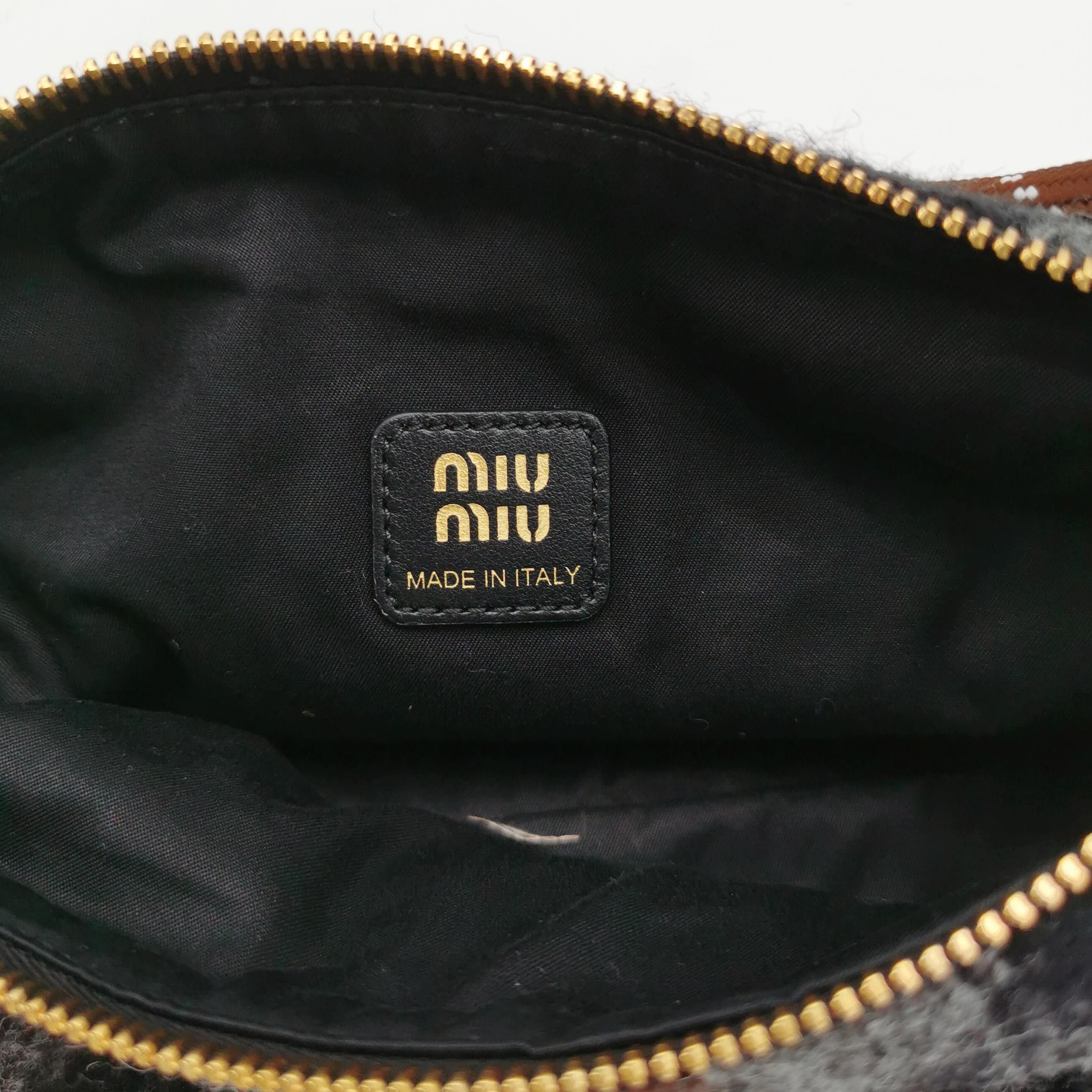 Miu Miu Miu Miu Plaid Wool Shoulder Bag One Size Size ONE SIZE - 8 Thumbnail