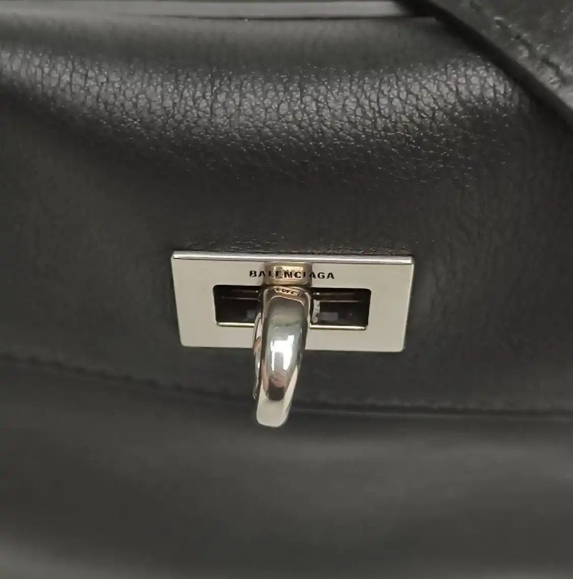 Balenciaga BALENCIAGA Rodeo Small black cowhide leather shoulder bag detachable strap Size ONE SIZE - 2 Thumbnail