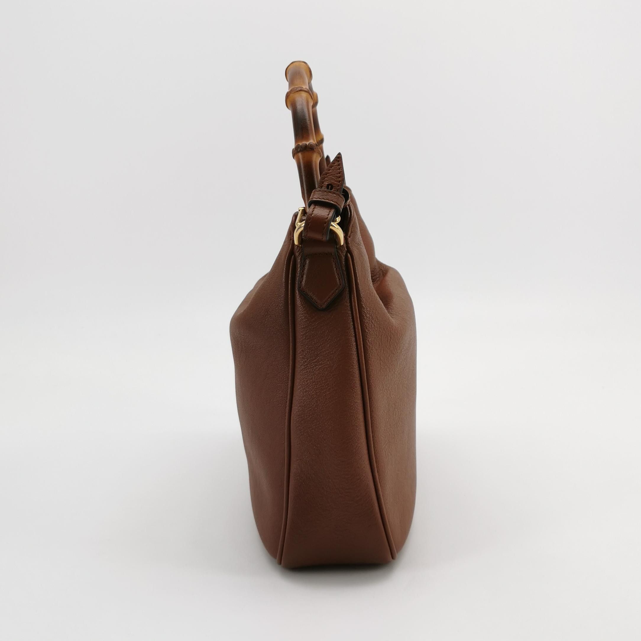 Gucci Gucci Diana Medium Leather Bamboo Handle Bag Size OS Size ONE SIZE - 4 Thumbnail
