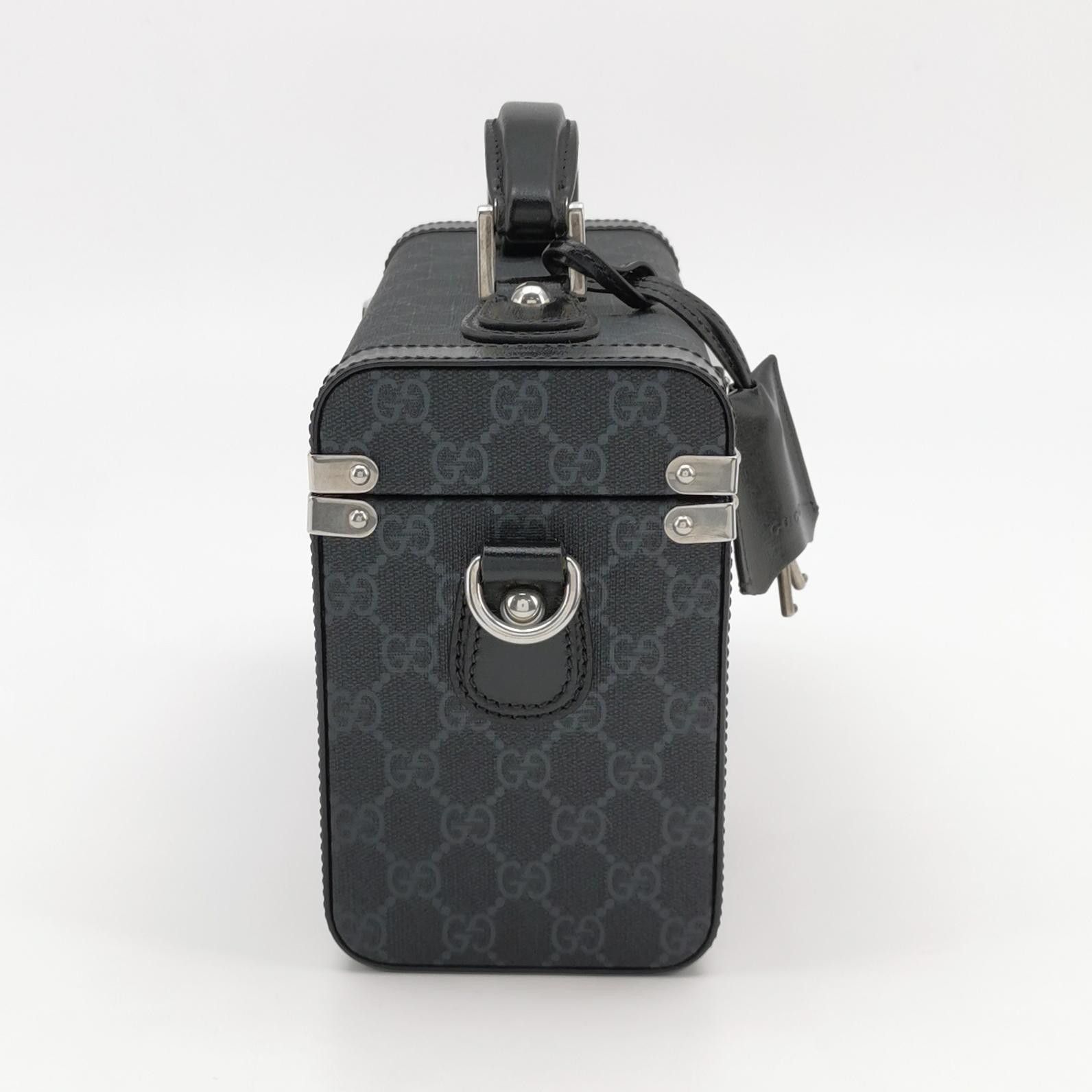 Gucci Gucci GG Supreme Monogram Trunk Handle Bag Size ONE SIZE - 4 Thumbnail