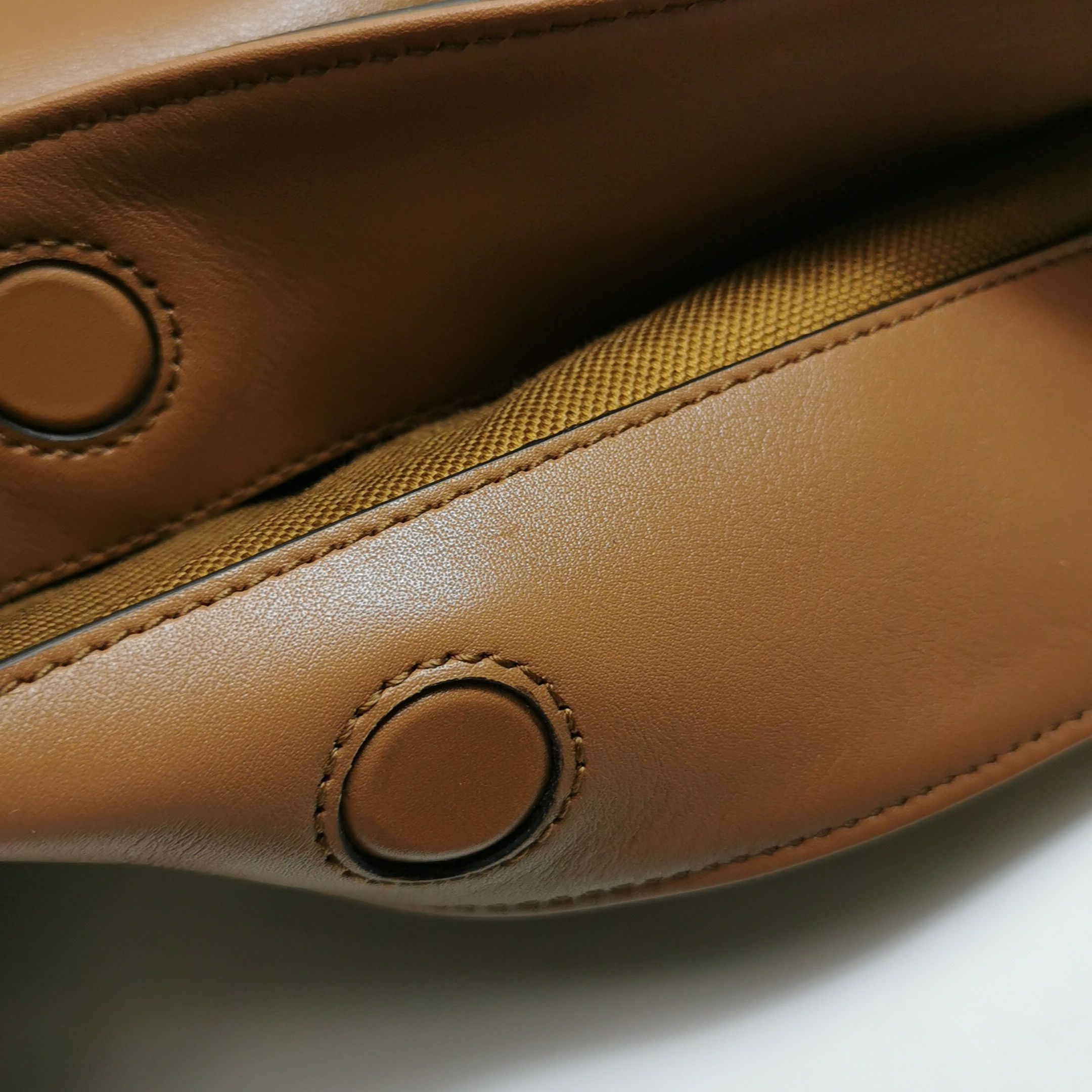 Gucci Gucci Beatrix Brown Leather Shoulder Bag Size ONE SIZE - 6 Thumbnail