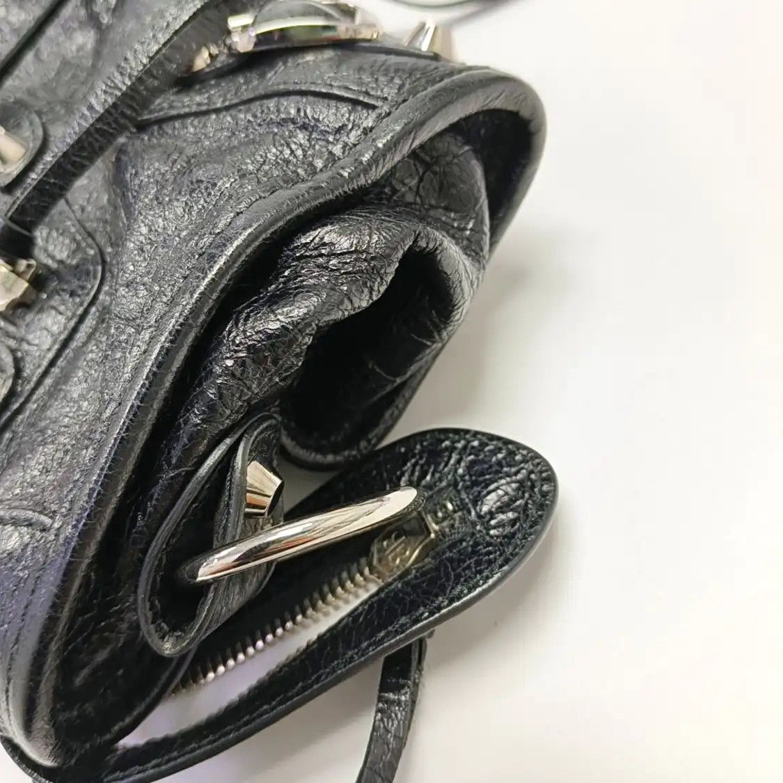 Balenciaga BALENCIAGA Classic City mini black sheepskin Motorcycle shoulder bag crossbody b Size ONE SIZE - 15 Thumbnail
