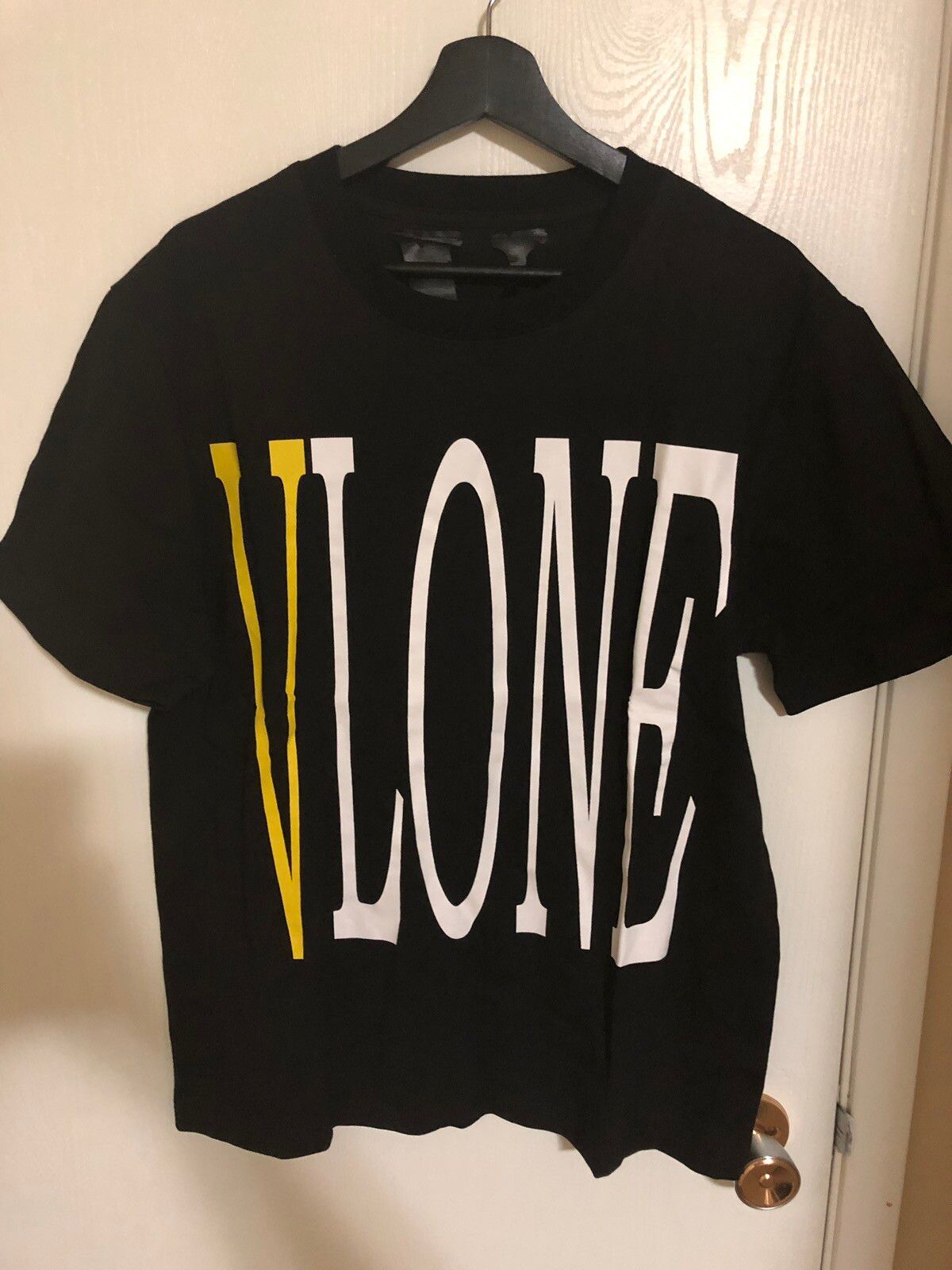 Vlone Vlone Yellow Staple T-shirt Size US M / EU 48-50 / 2 - 2 Preview