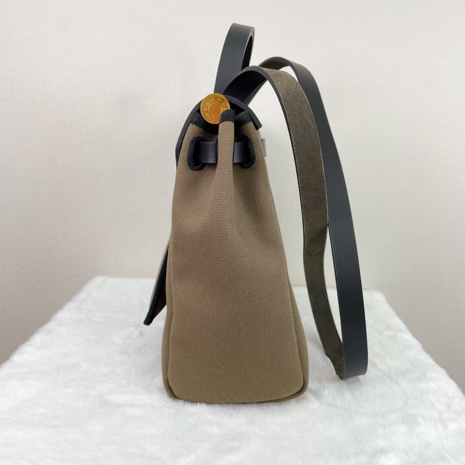 Hermes Hermes Herbag 31 Taupe Canvas Gold Hardware Size ONE SIZE - 3 Thumbnail