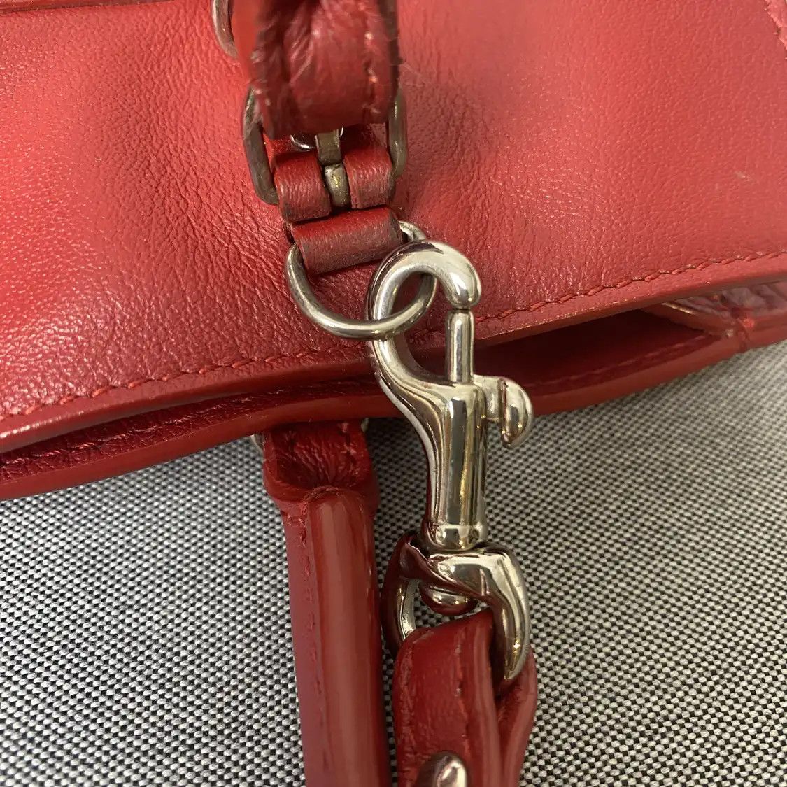 Balenciaga BALENCIAGA Papier red cowhide leather stud fringe crossbody bag Size ONE SIZE - 15 Thumbnail