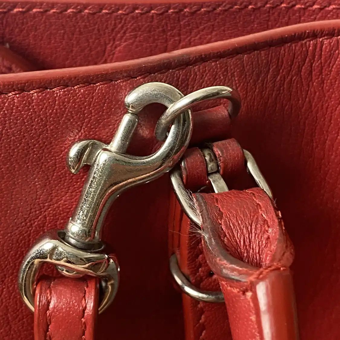 Balenciaga BALENCIAGA Papier red cowhide leather stud fringe crossbody bag Size ONE SIZE - 14 Thumbnail