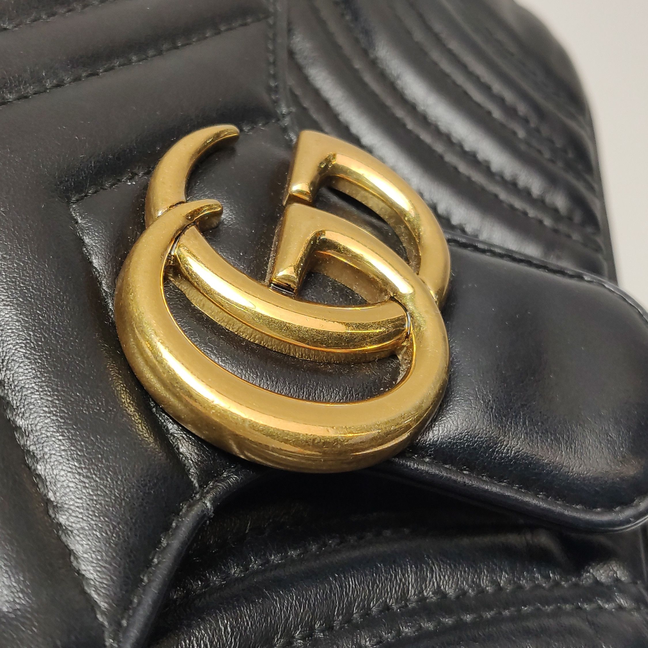 Gucci Gucci GG Marmont V-Quilted Leather Shoulder Bag Size ONE SIZE - 8 Thumbnail