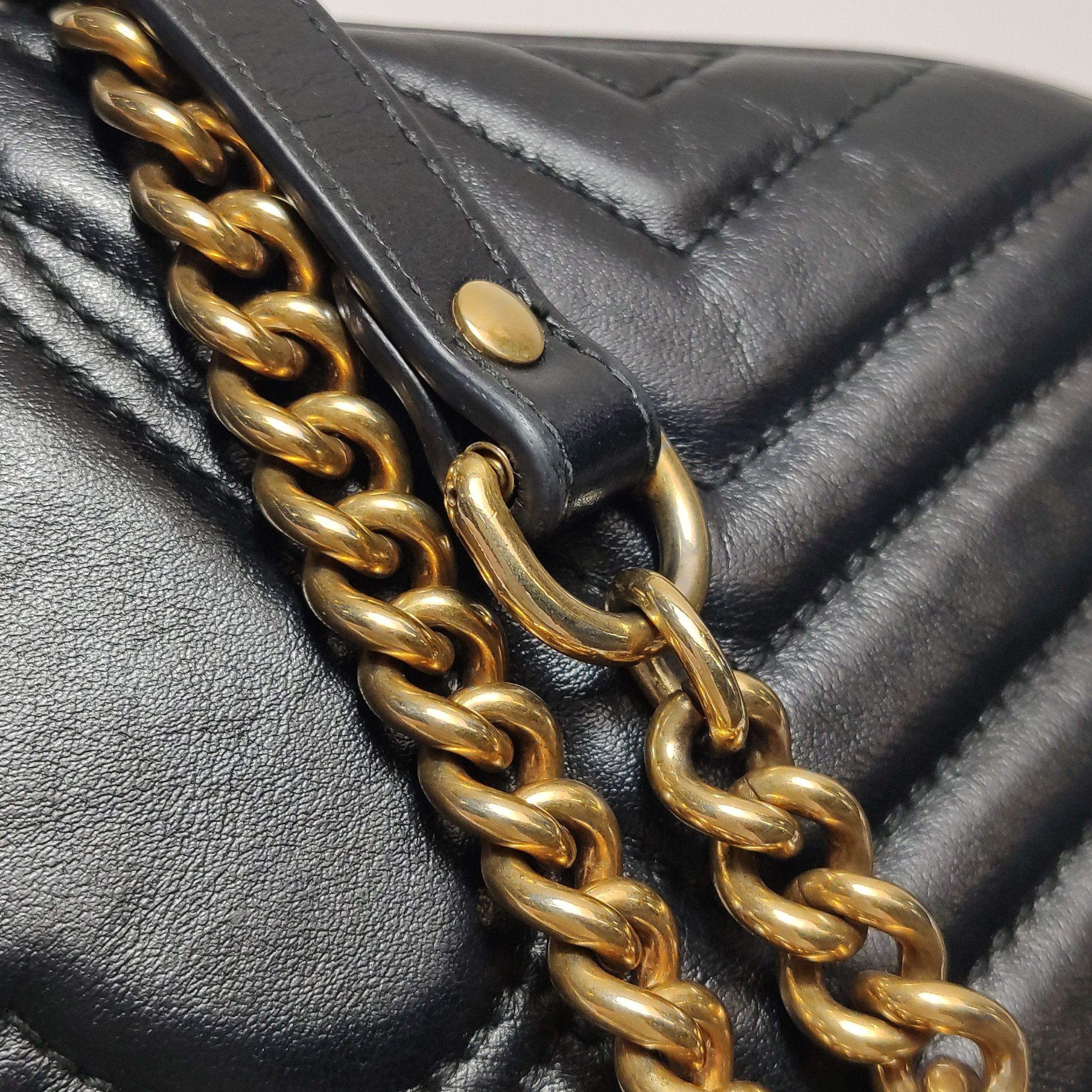 Gucci Gucci GG Marmont V-Quilted Leather Shoulder Bag Size ONE SIZE - 10 Thumbnail