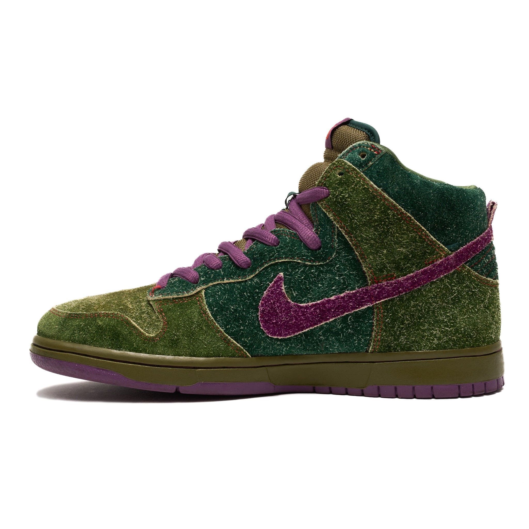 Nike SB Dunk High Skunk 420 Size US 9.5 / EU 42-43 - 3 Thumbnail
