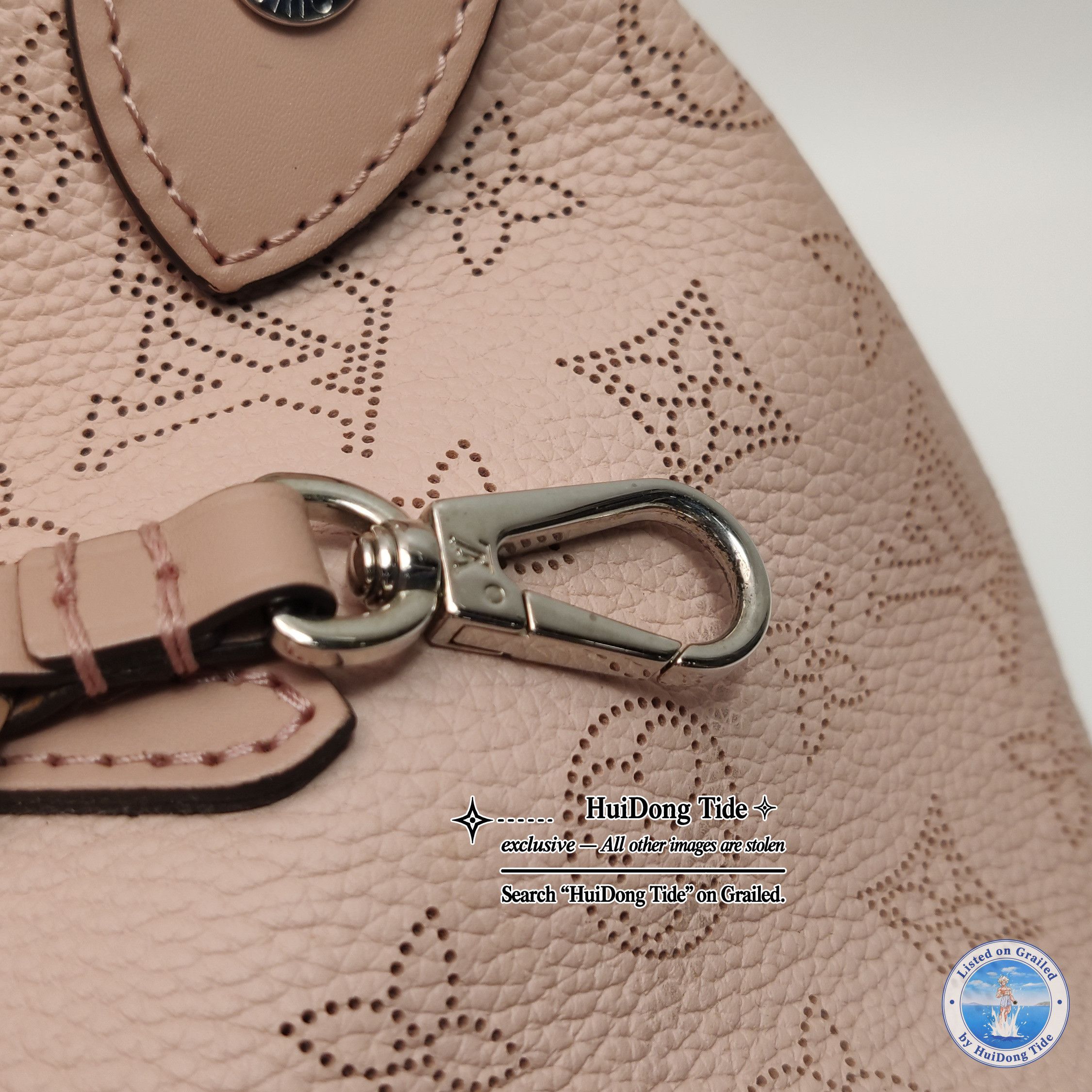 Louis Vuitton Louis Vuitton Hina PM Mahina Perforated Leather Bag Size PM Size ONE SIZE - 15 Thumbnail