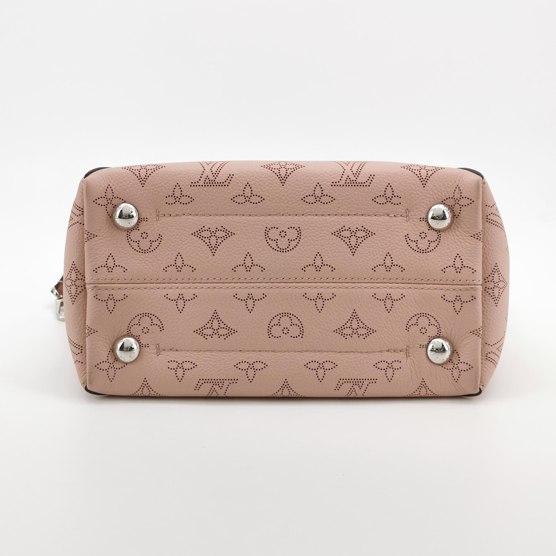 Louis Vuitton Louis Vuitton Hina PM Mahina Perforated Leather Bag Size PM Size ONE SIZE - 6 Thumbnail