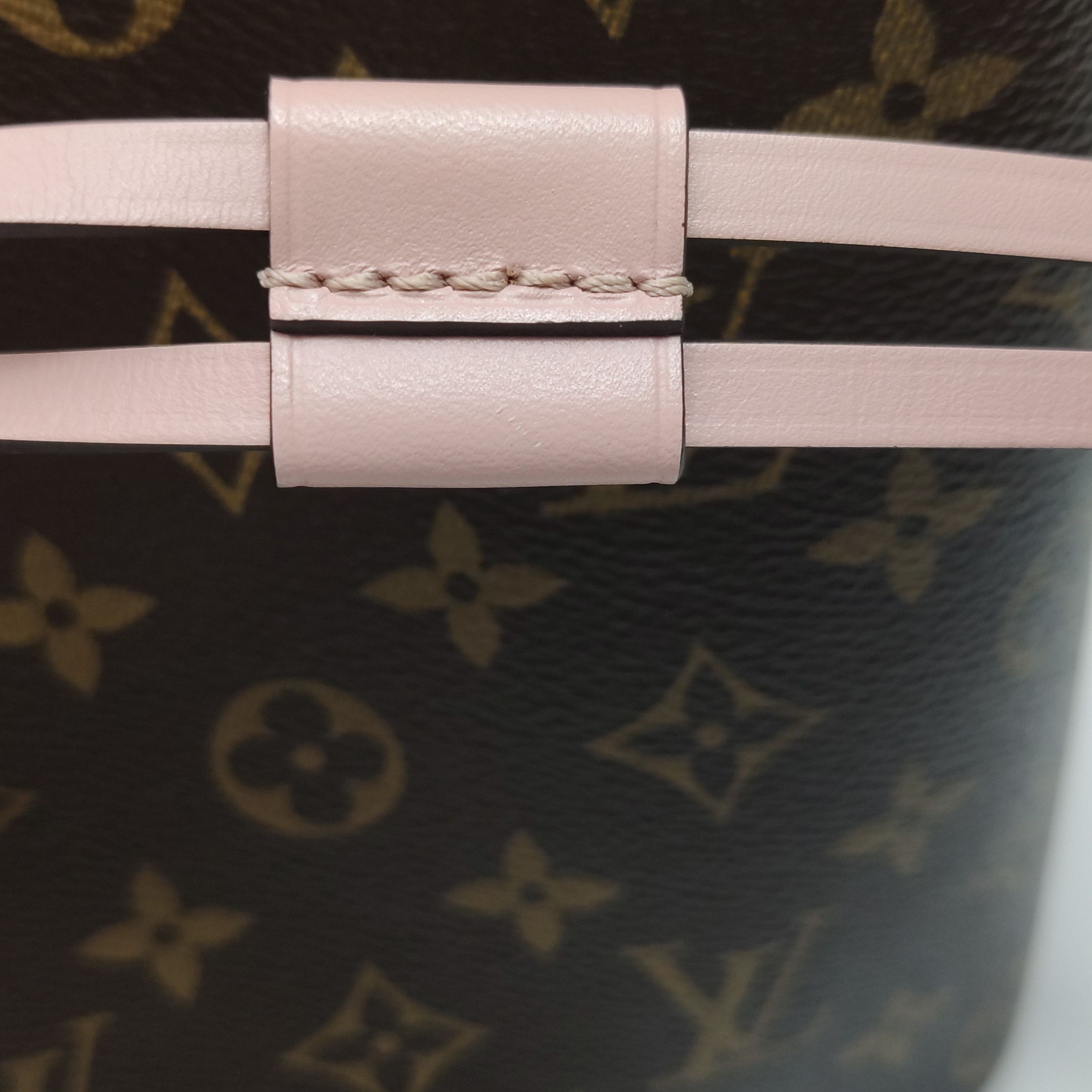 Louis Vuitton Louis Vuitton Monogram Néonoé MM Bucket Bag Size ONE SIZE - 11 Thumbnail