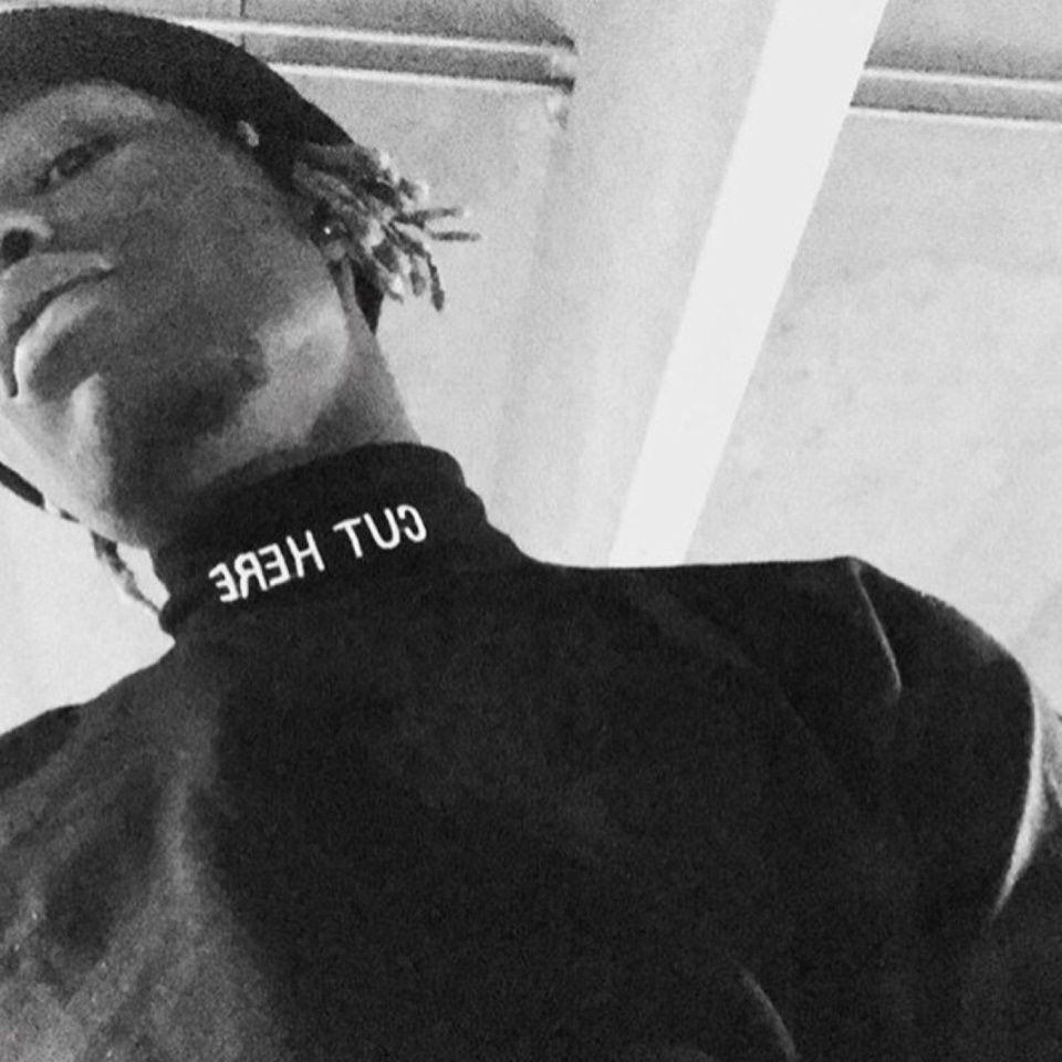 Vetememes × Vetements ?VETEMEMES - Cut Here Mock Turtleneck 
