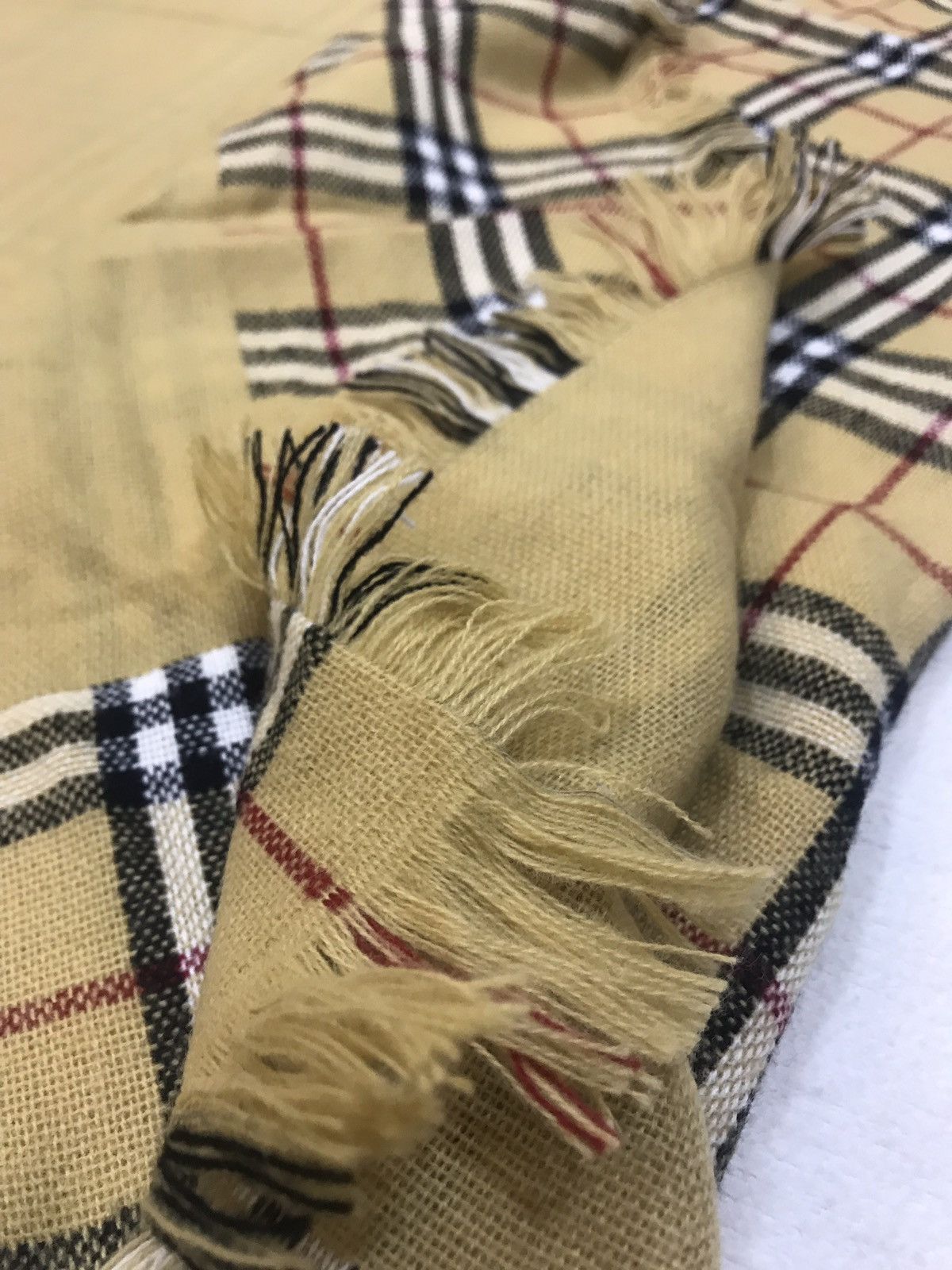 Burberry VINTAGE BURBERRY LONDON NOVA CHECK BIG SCARF Size ONE SIZE - 8 Thumbnail