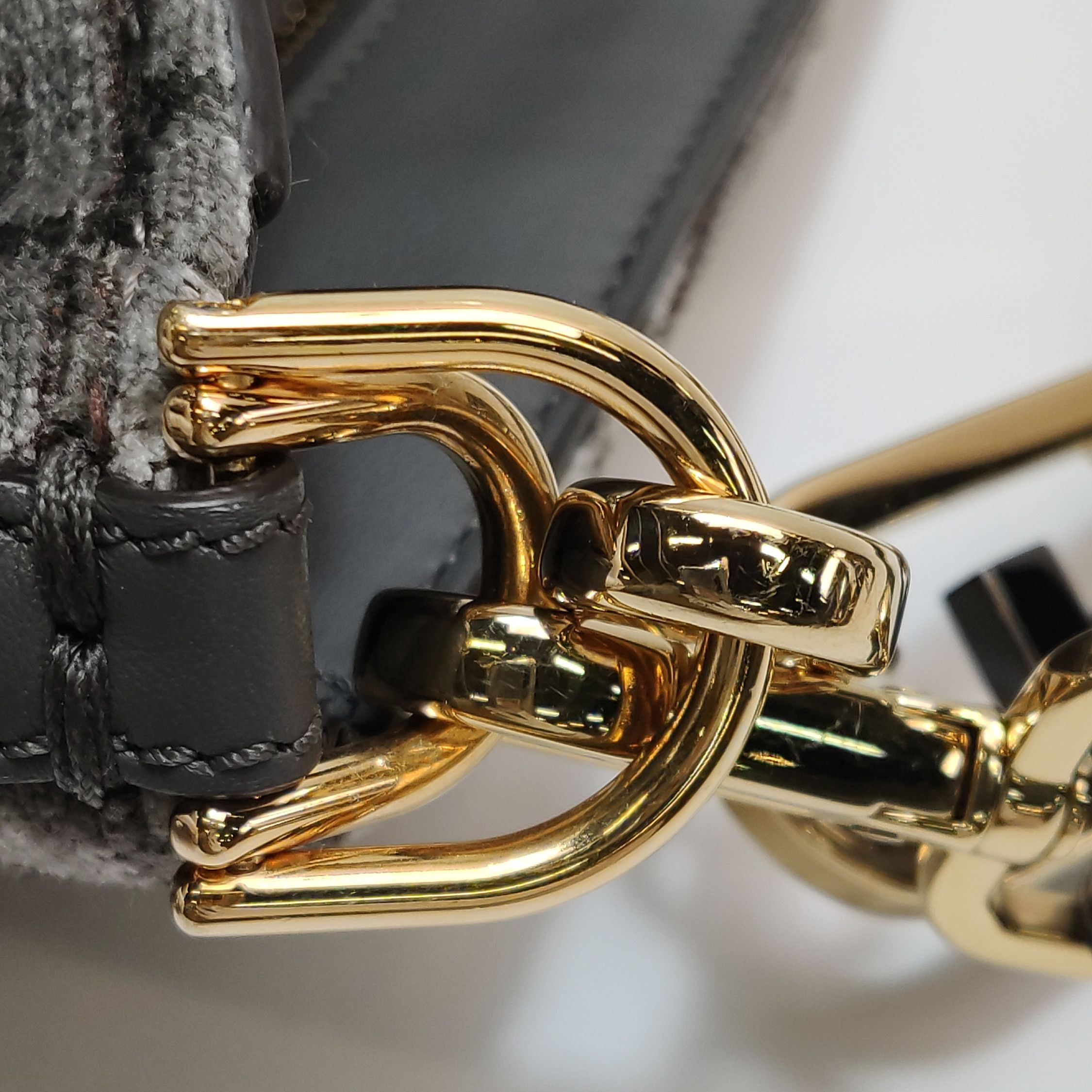 Fendi Fendi O'Lock Logo Shoulder Bag Size ONE SIZE - 10 Thumbnail