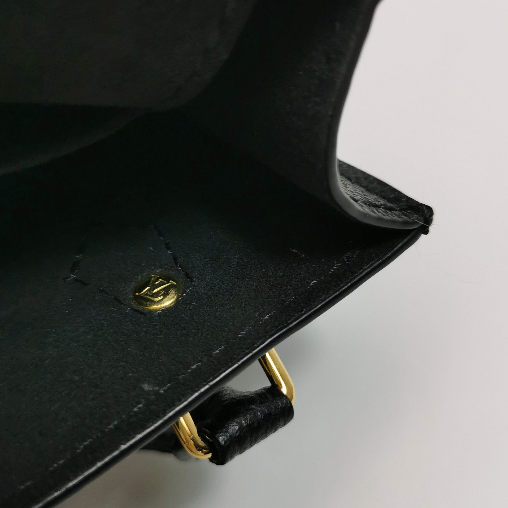 Louis Vuitton Louis Vuitton Monogram Empreinte Petit Sac Plat Size OS Size ONE SIZE - 11 Thumbnail