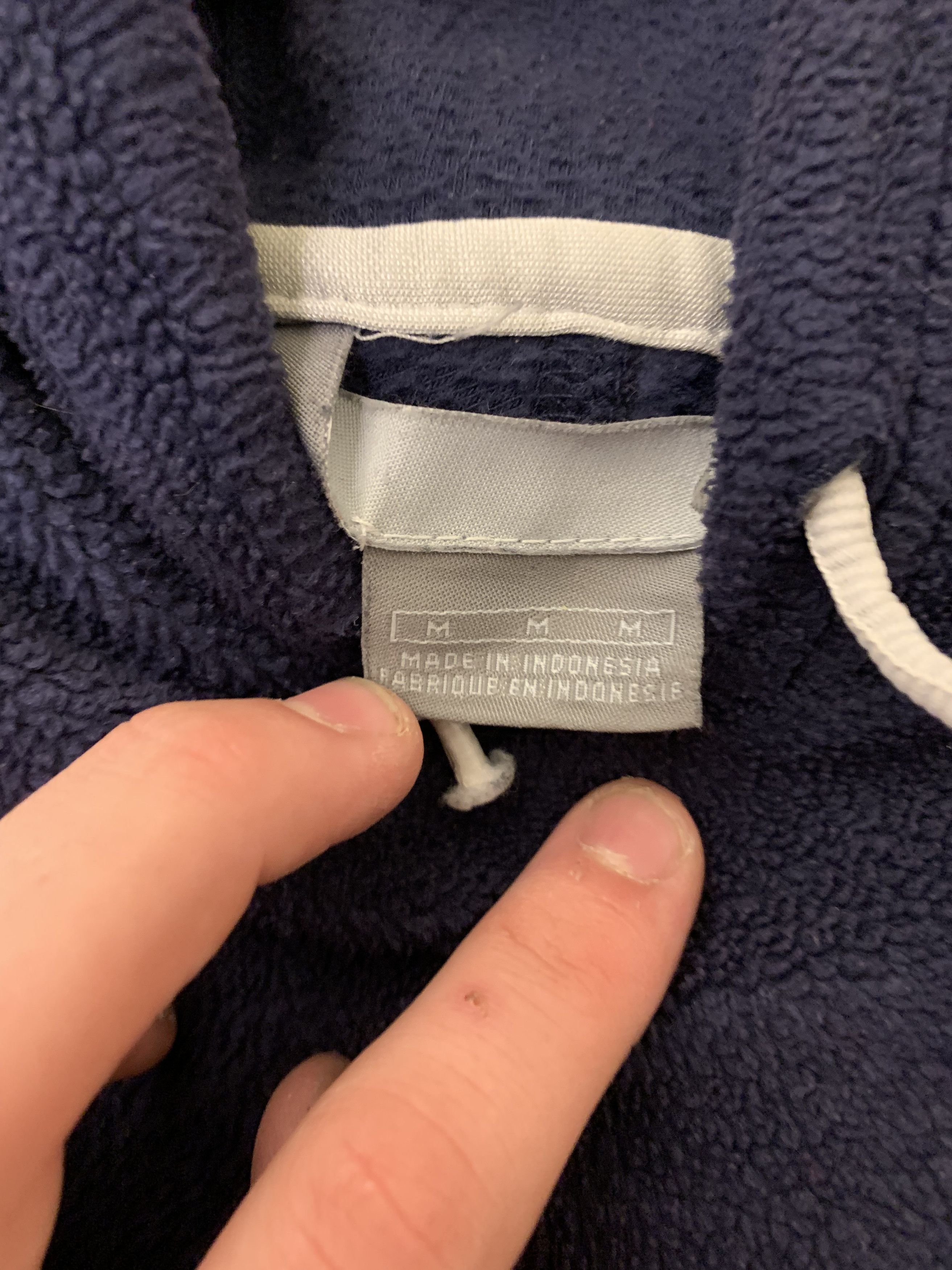 Nike Vintage Fuzzy Nike Sweatshirt Size US L / EU 52-54 / 3 - 3 Preview