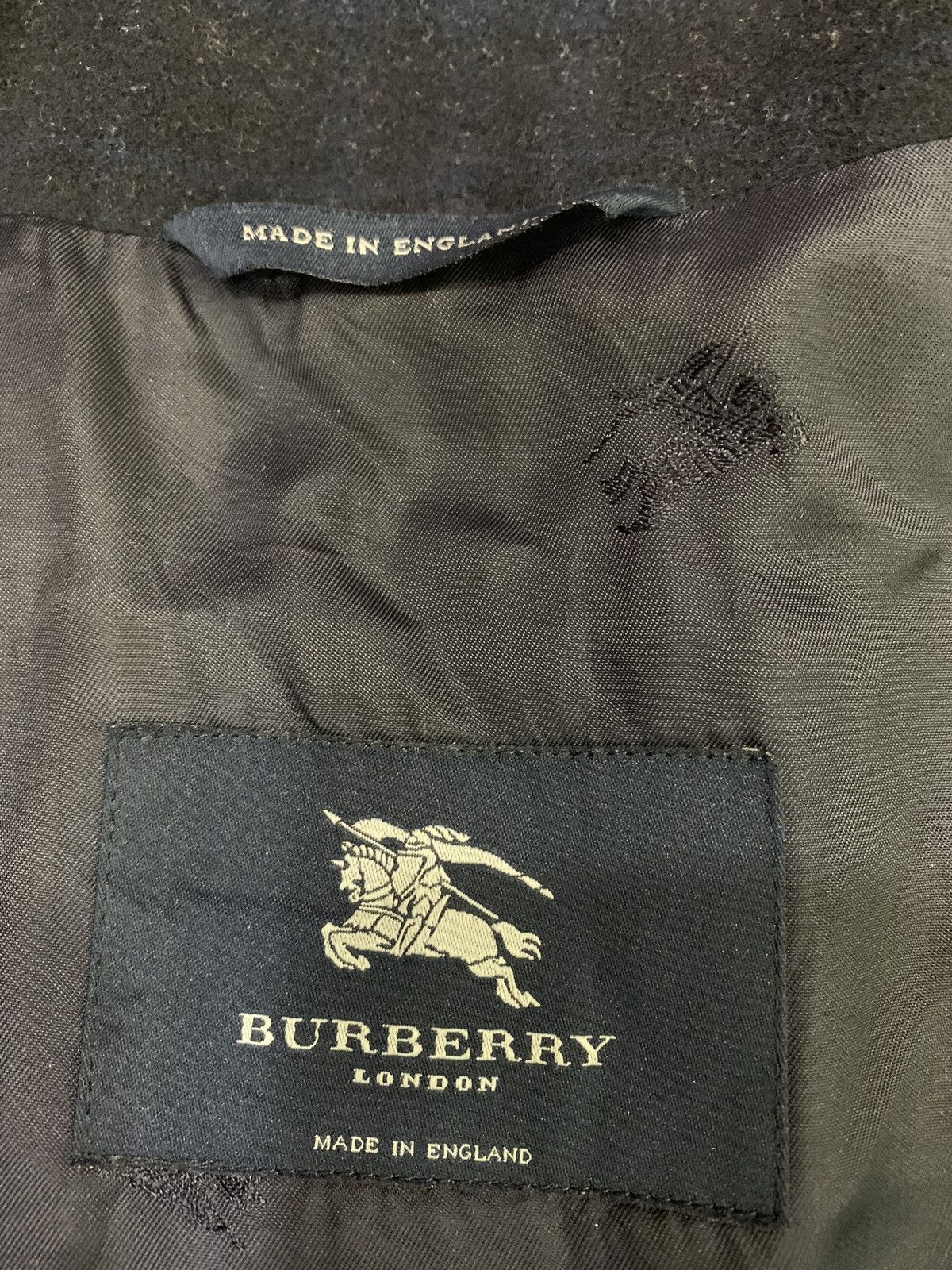 Burberry Authentic burberry wool long coat Size US M / EU 48-50 / 2 - 7 Thumbnail