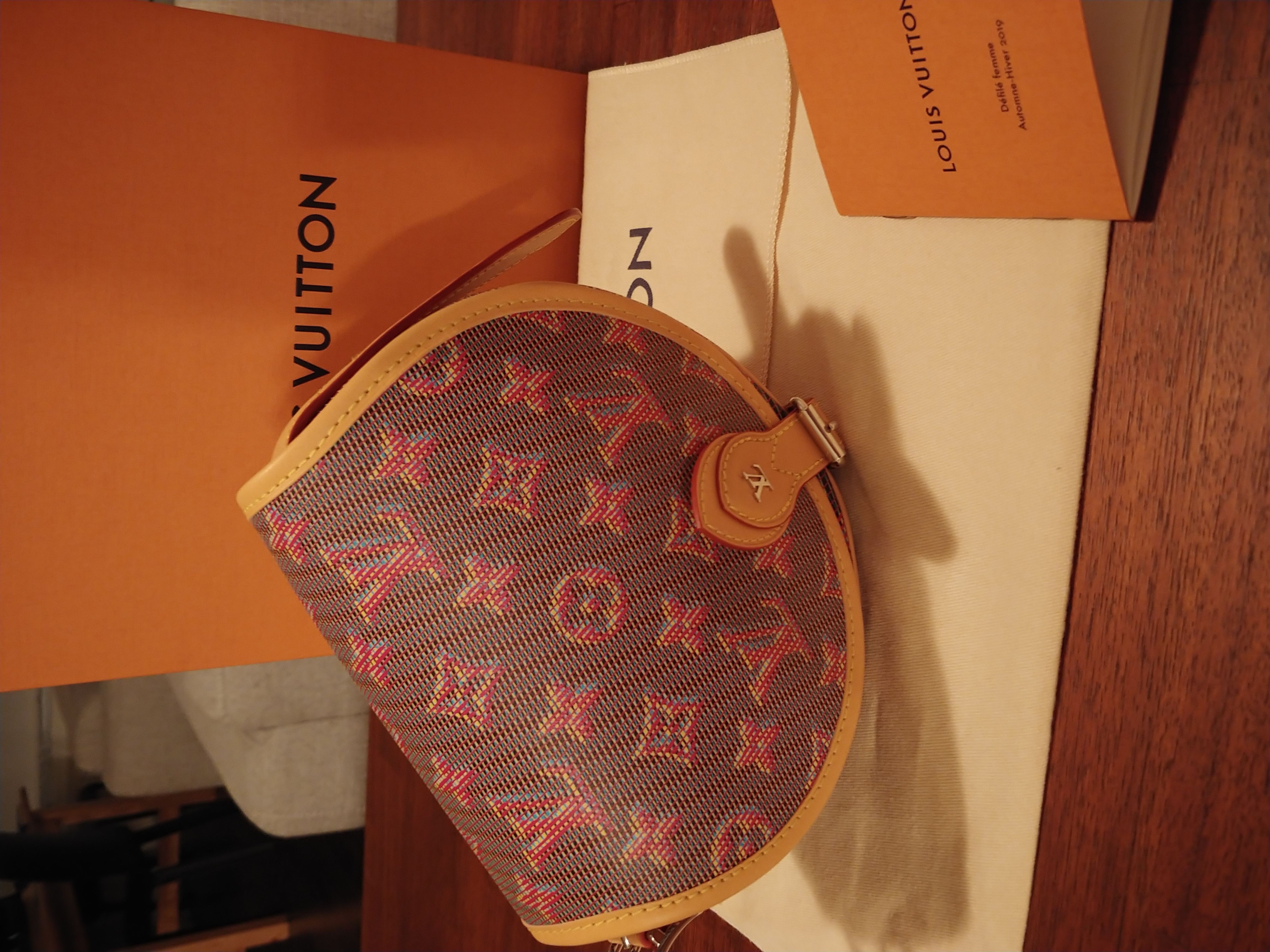 Louis Vuitton Monogram LV Pop Tambourin