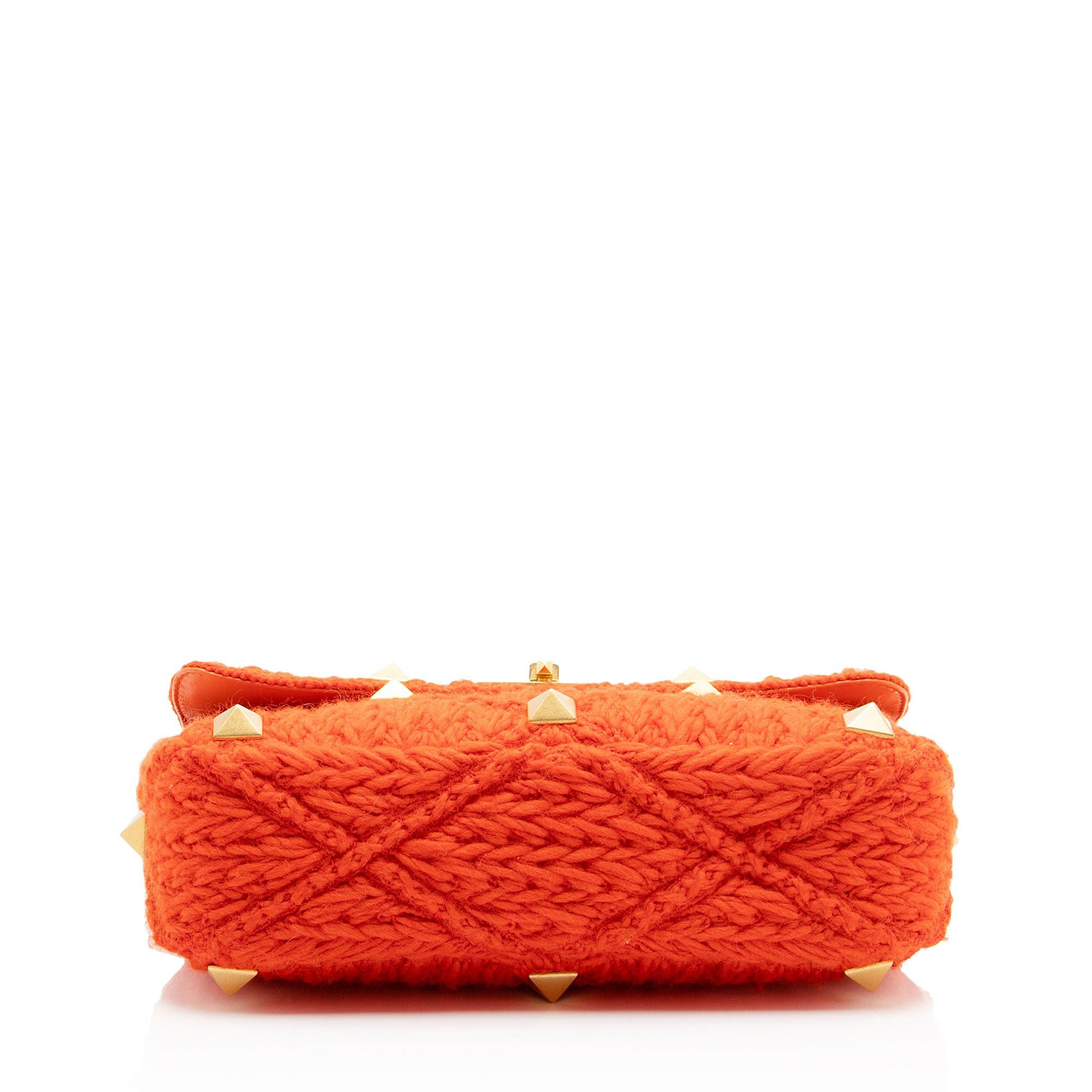Valentino Valentino Cashmere Knit Roman Stud Medium Shoulder Bag Size ONE SIZE - 4 Thumbnail