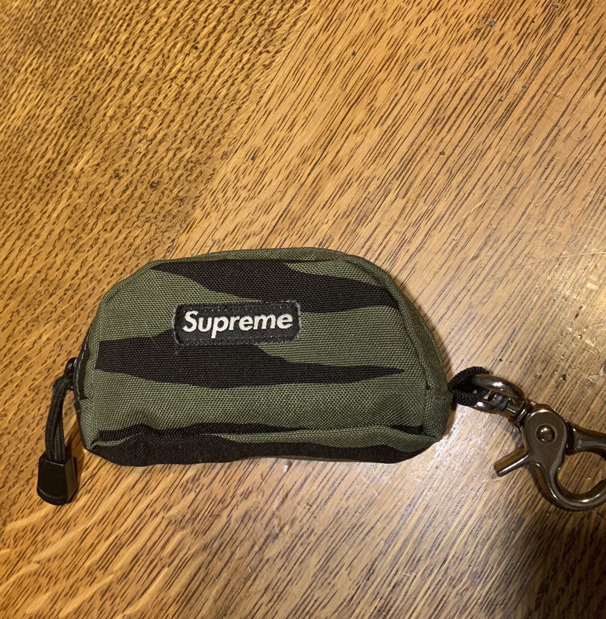 Supreme coin pouch online