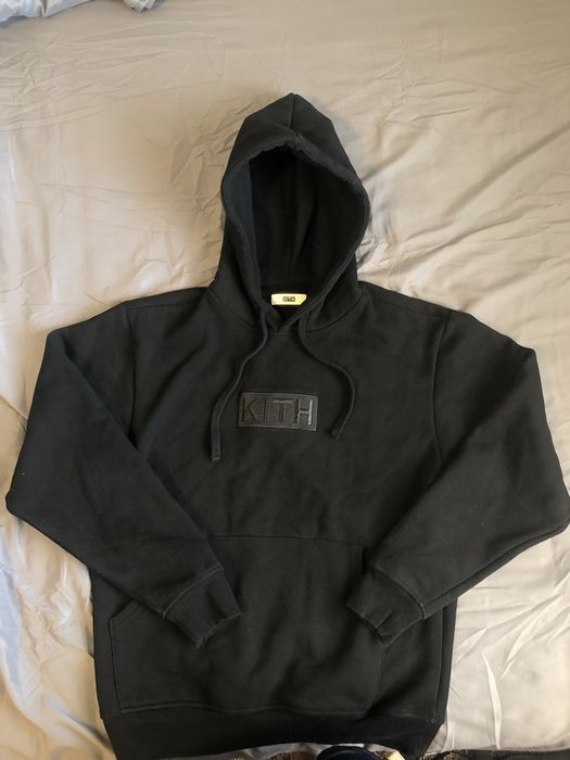 Kith Kith classic logo hoodie triple black | Grailed