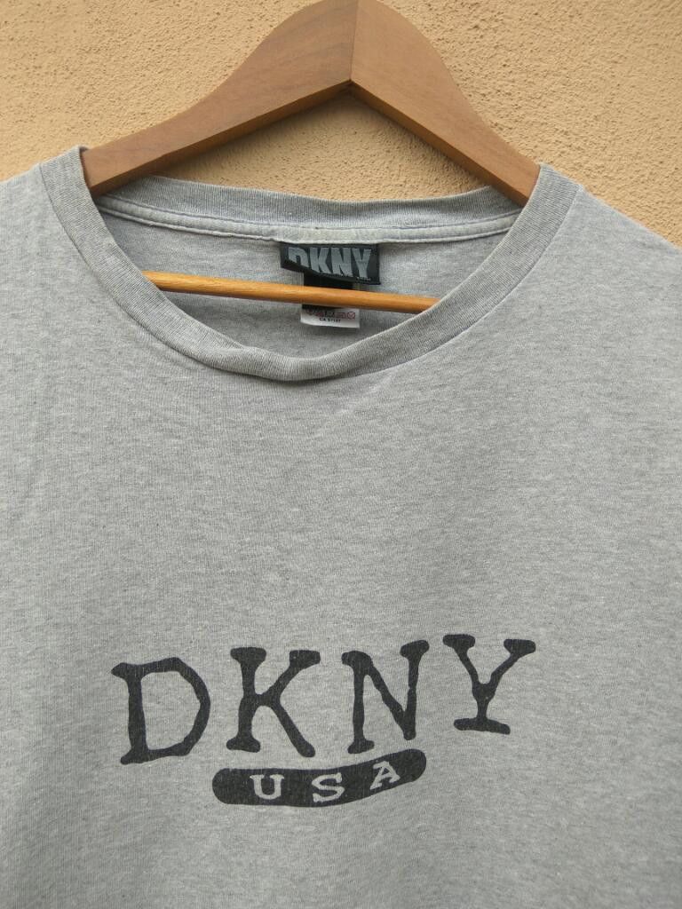 DKNY 🔥 Vintage 90s Vintage DKNY T shirt spell out round neck Size US XL / EU 56 / 4 - 2 Thumbnail