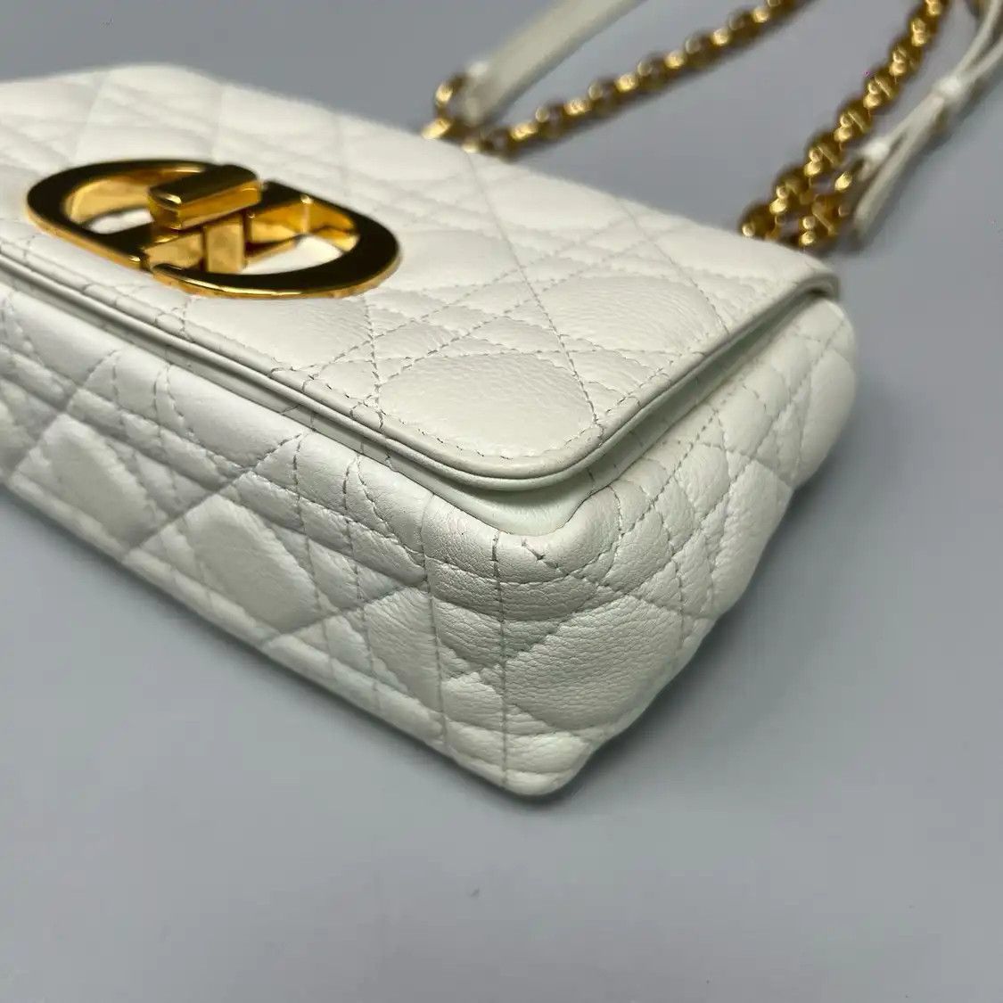 Dior DIOR Caro Small white cowhide leather rattan plaid quilted flap bag chain bag sh Size ONE SIZE - 9 Thumbnail