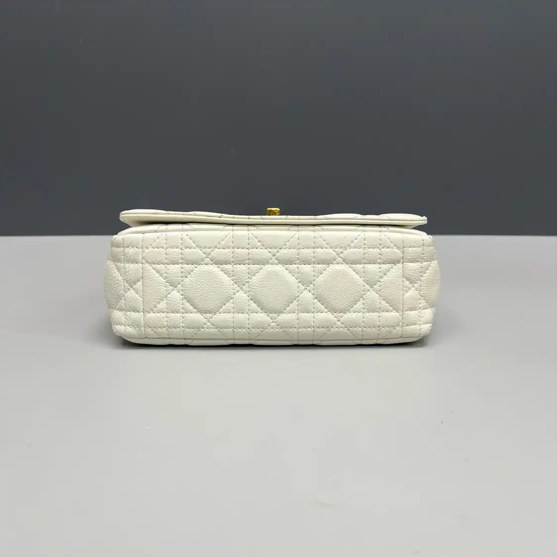 Dior DIOR Caro Small white cowhide leather rattan plaid quilted flap bag chain bag sh Size ONE SIZE - 5 Thumbnail