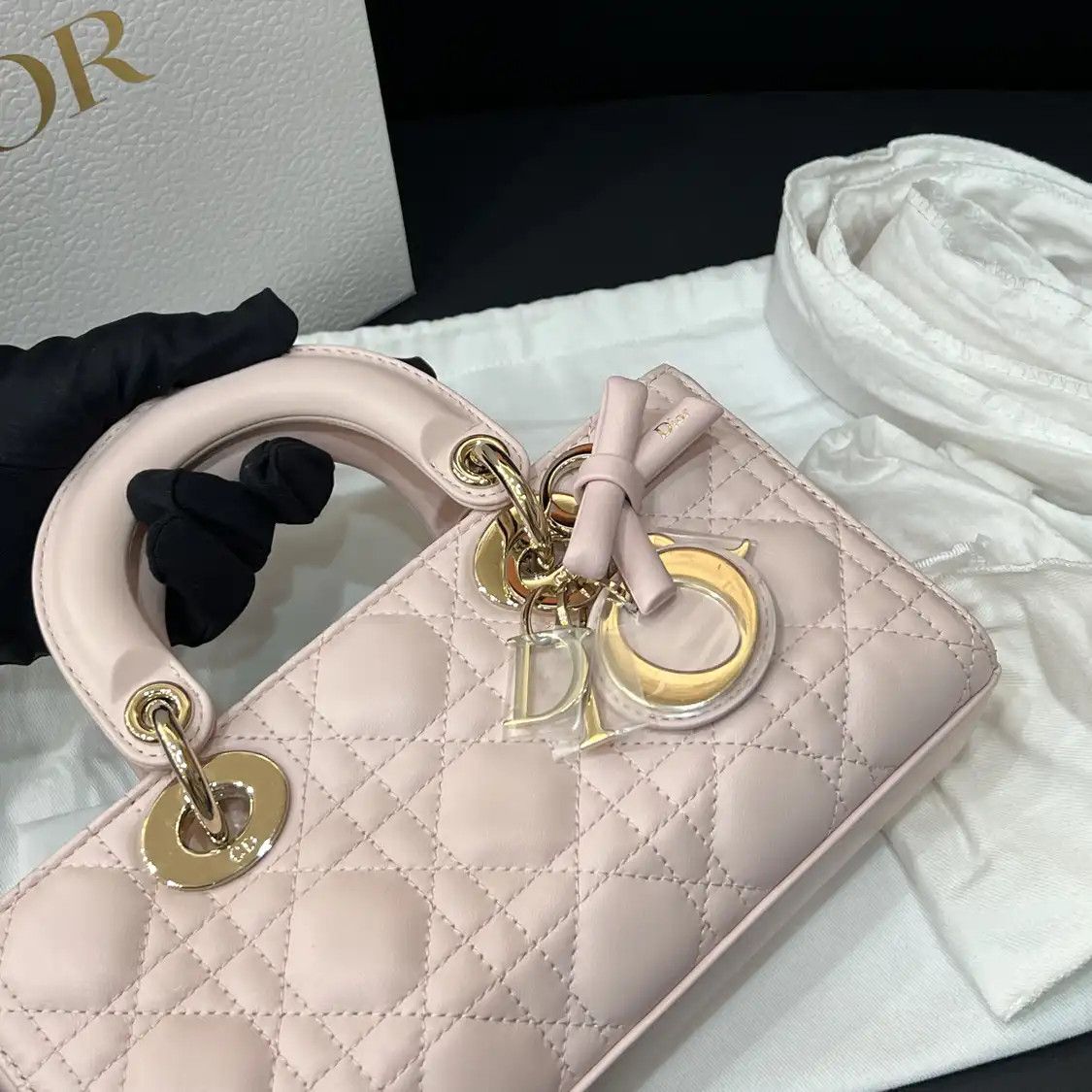 Dior DIOR Lady D-Joy Small pink sheepskin rattan plaid quilted crossbody bag Size ONE SIZE - 4 Thumbnail