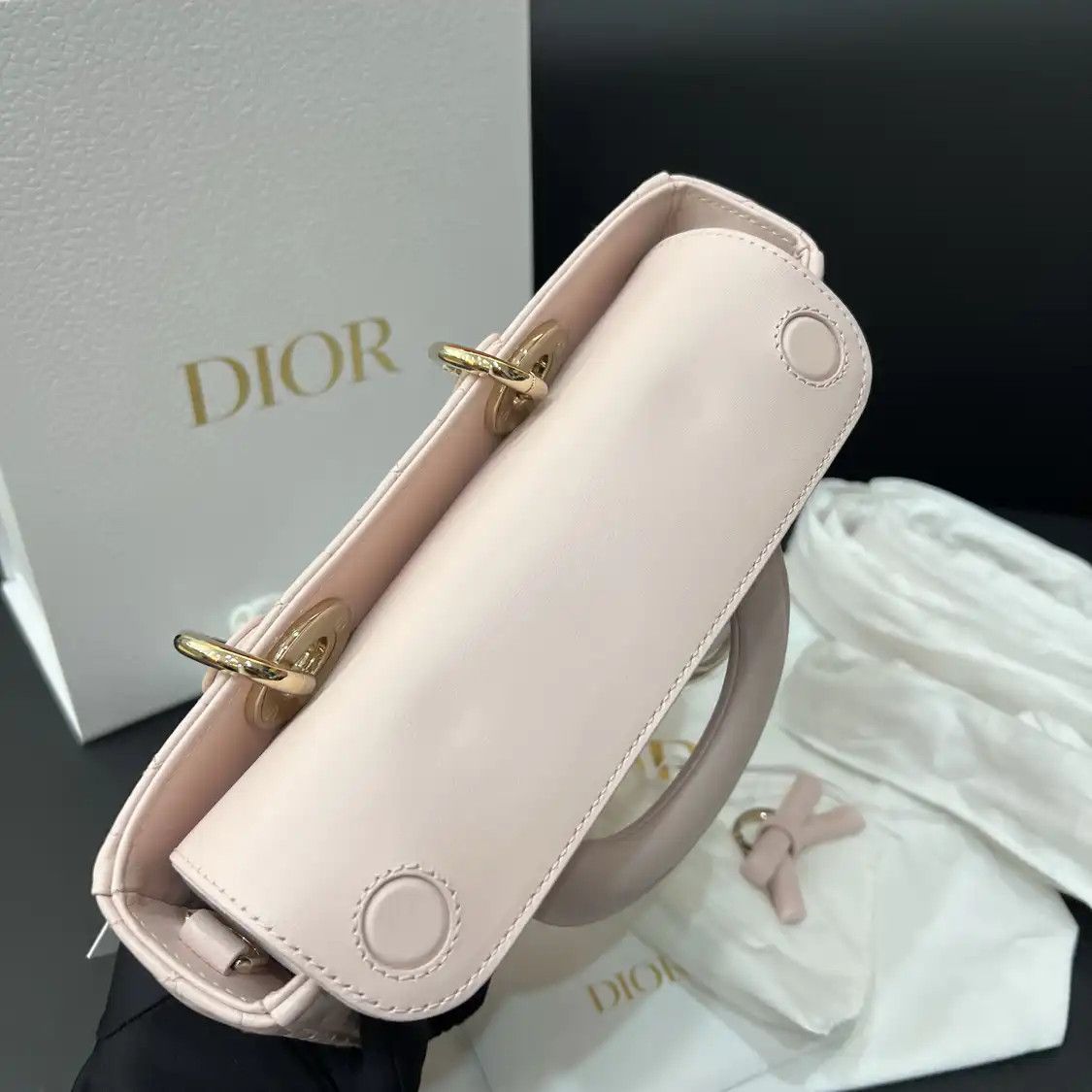 Dior DIOR Lady D-Joy Small pink sheepskin rattan plaid quilted crossbody bag Size ONE SIZE - 9 Thumbnail