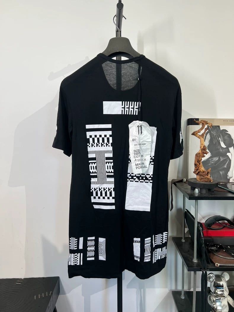 11 By Boris Bidjan Saberi Boris Bidjan Saberi 11by bbs TS1 Print Tee (L) Size US L / EU 52-54 / 3 - 2 Thumbnail