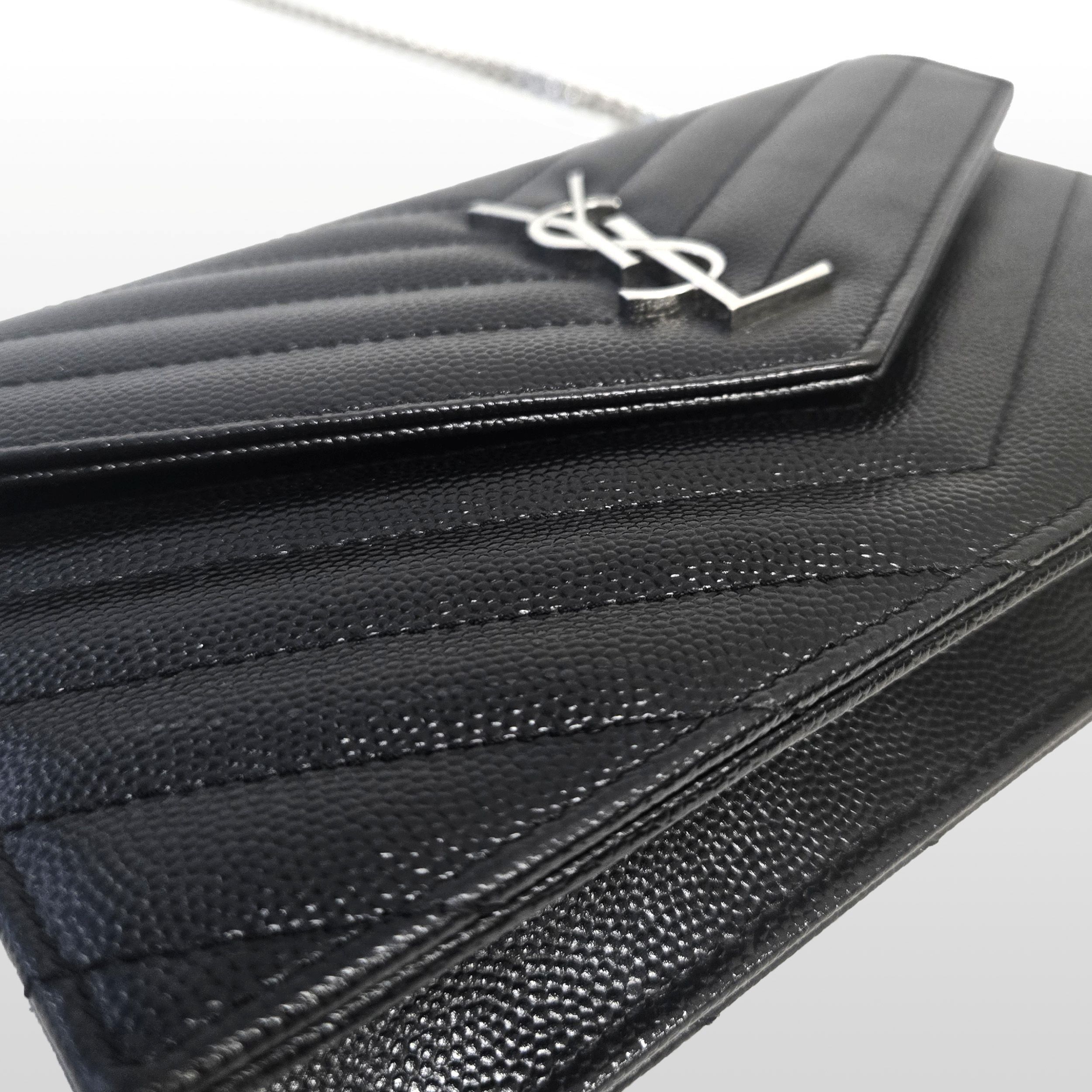 Yves Saint Laurent Envelope Grain de Poudre Leather Small WOC Crossbody Bag Bla Size ONE SIZE - 6 Thumbnail