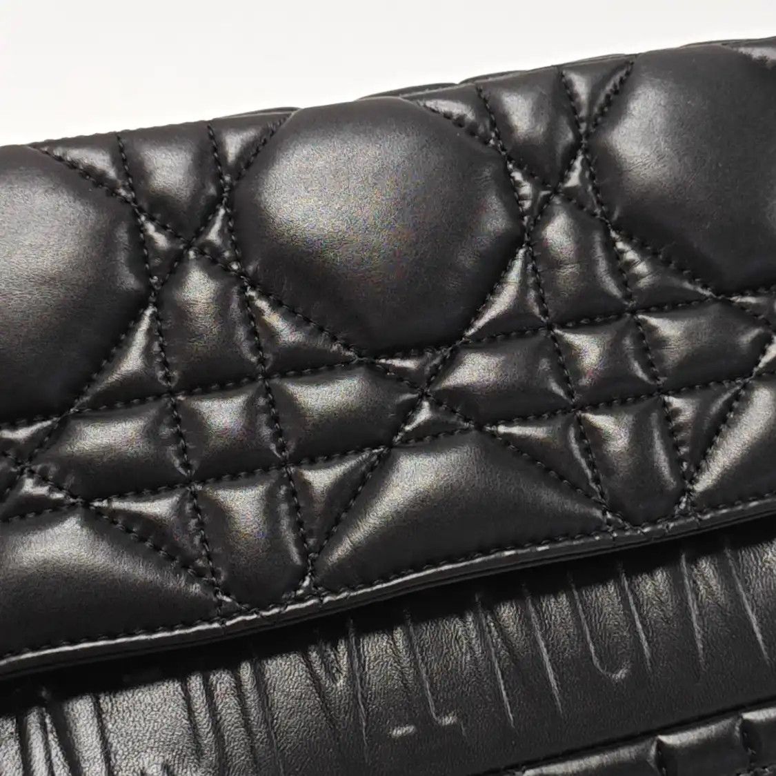 Dior DIOR Caro Medium black cowhide leather rattan plaid quilted flap bag chain bag s Size ONE SIZE - 15 Thumbnail