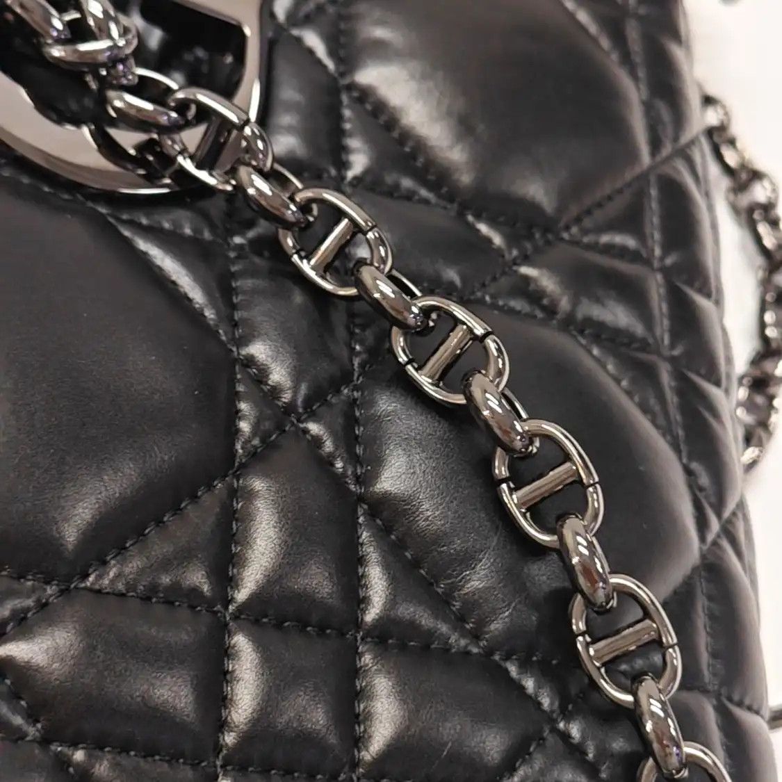 Dior DIOR Caro Medium black cowhide leather rattan plaid quilted flap bag chain bag s Size ONE SIZE - 19 Thumbnail