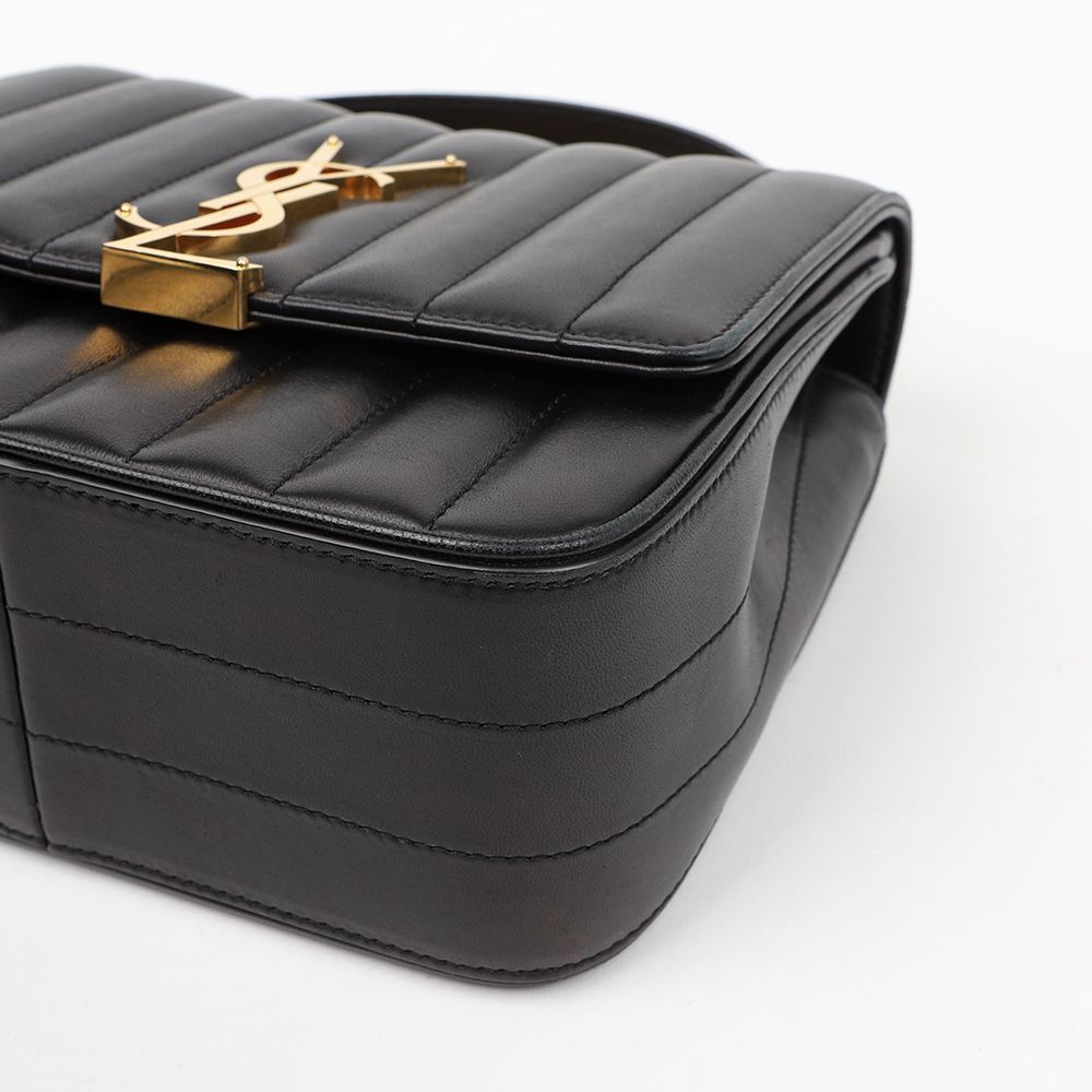 Yves Saint Laurent Medium Leather Vicky Chain Shoulder and Crossbody Bag Black Size ONE SIZE - 8 Thumbnail
