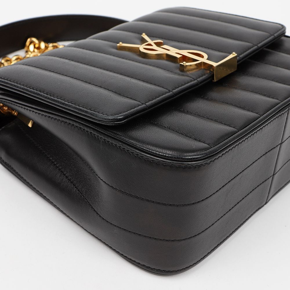 Yves Saint Laurent Medium Leather Vicky Chain Shoulder and Crossbody Bag Black Size ONE SIZE - 9 Thumbnail