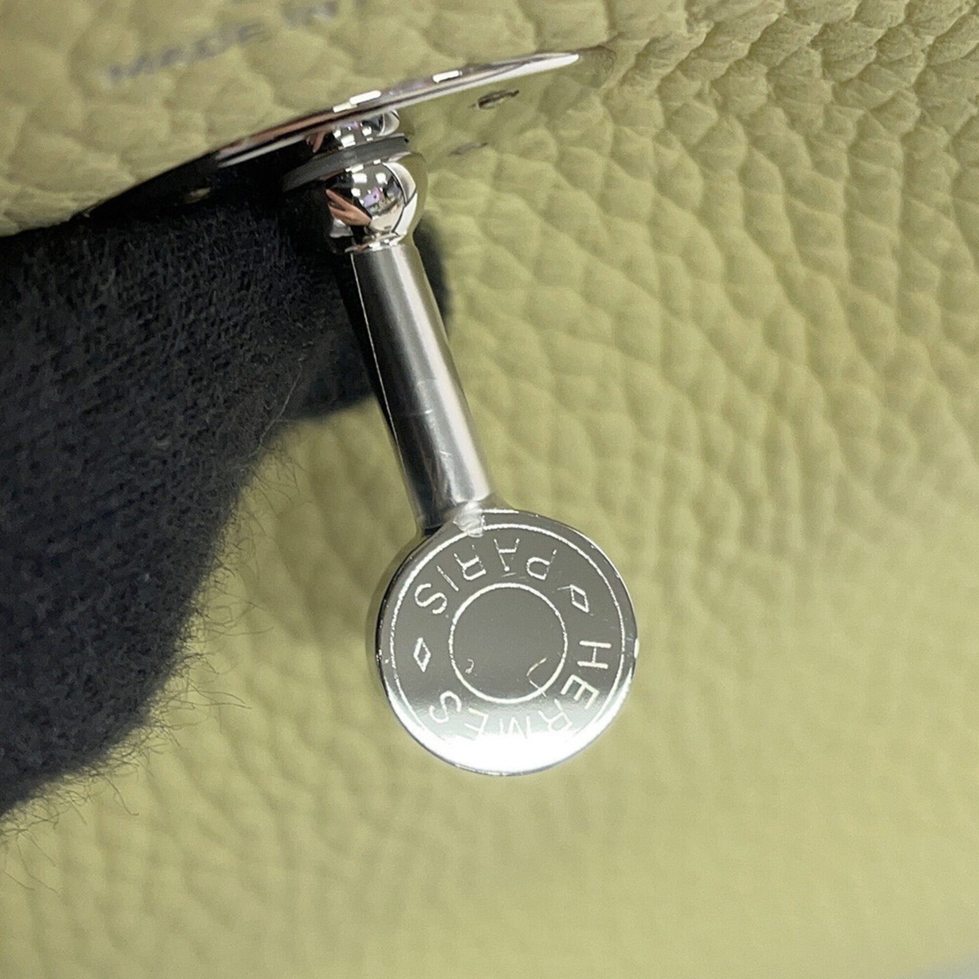 Hermes Hermes Lindy 26 Handbag, Jaune Milton, Taurillon Clemence Leather, G Stamp, HERMES 2-way, Lindy, Women's Size ONE SIZE - 8 Thumbnail