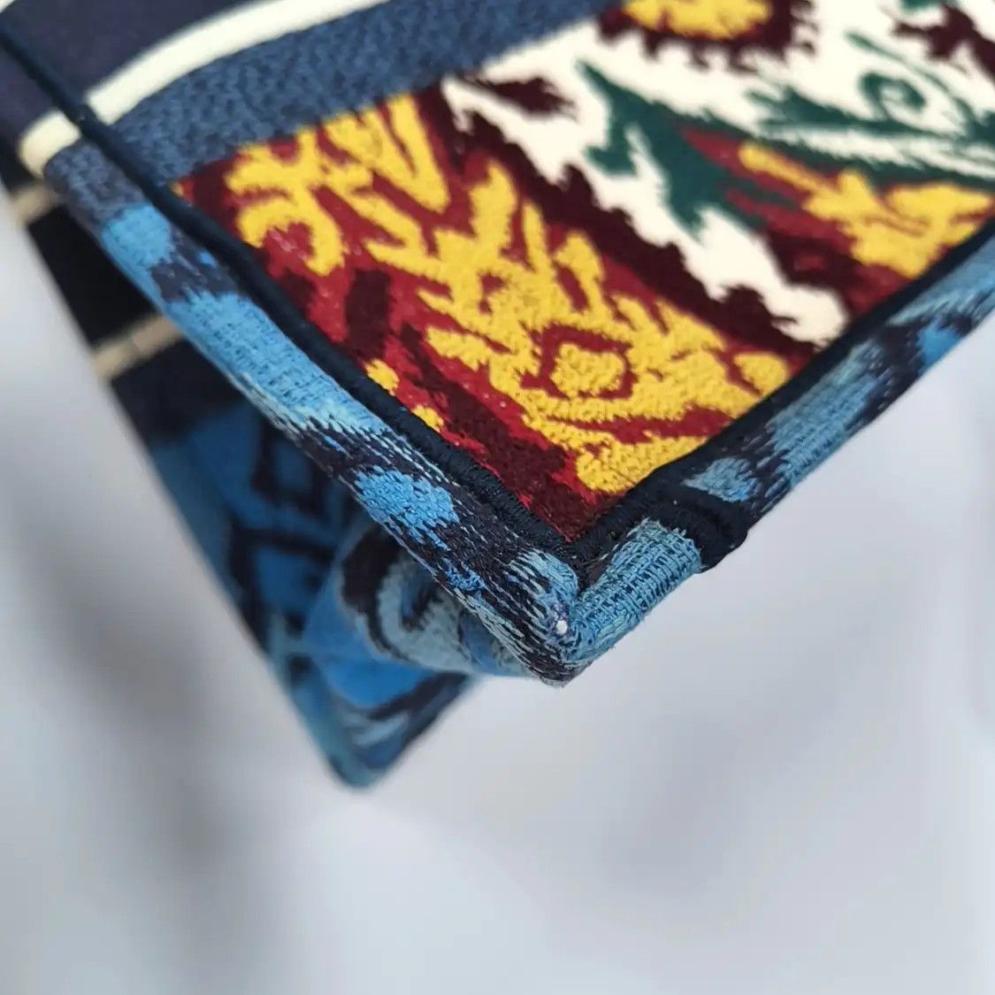 Dior DIOR Book Tote Small multi-color fabric embroidery handbag Size ONE SIZE - 9 Thumbnail