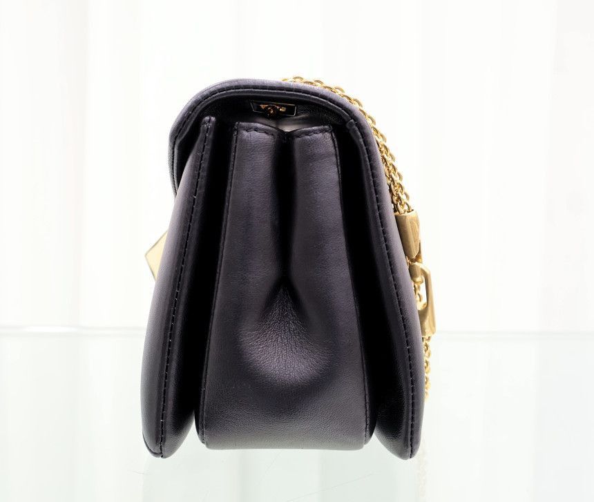 Valentino Nappa Leather One Stud Chain Shoulder Bag Black Department S Size ONE SIZE - 4 Thumbnail