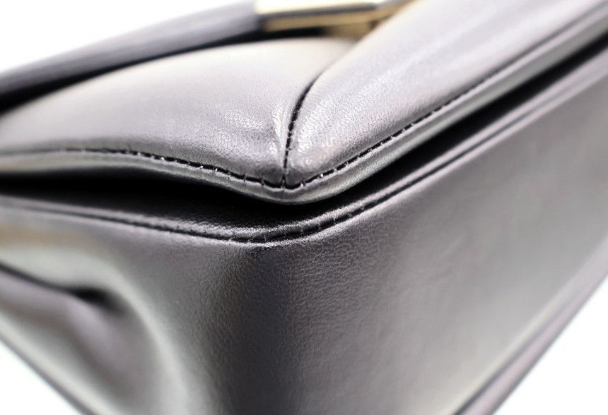 Valentino Nappa Leather One Stud Chain Shoulder Bag Black Department S Size ONE SIZE - 10 Thumbnail